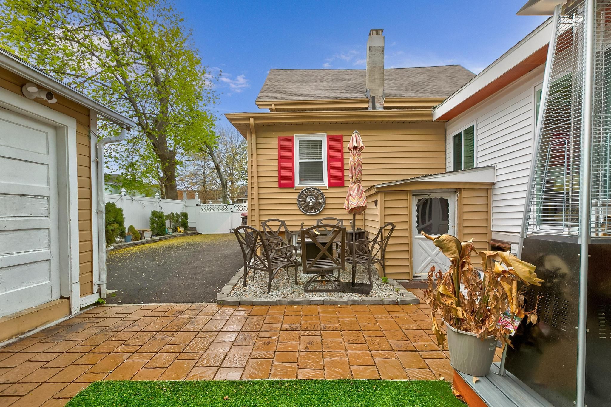  102 Thurber Avenue, Brockton, MA, 02301 - 物件實景