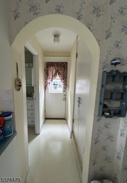 Hawthorne Boro, New Jersey, 07506, United States, 2 Bedrooms Bedrooms, ,2 BathroomsBathrooms,Residential,For Sale,1903261