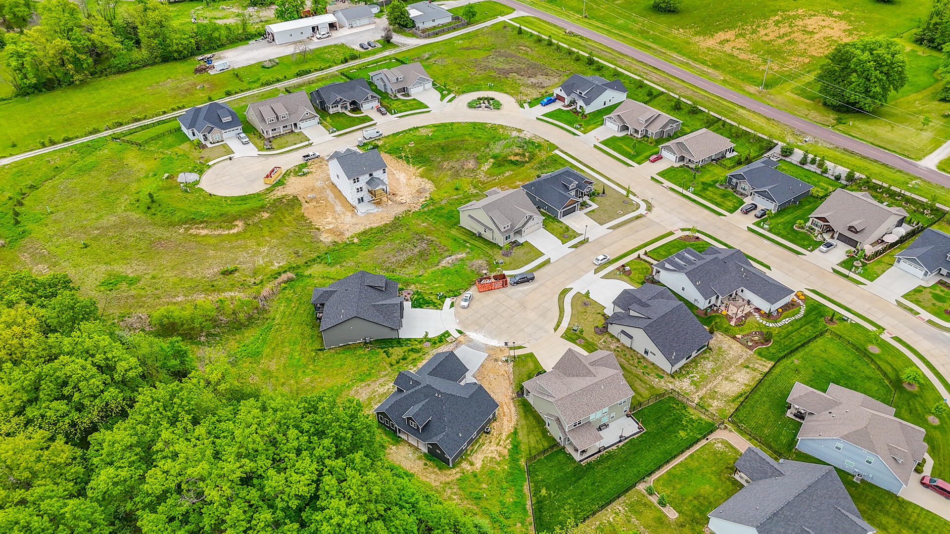 COLUMBIA, Missouri, 65202, United States, 4 Bedrooms Bedrooms, ,3 BathroomsBathrooms,Residential,For Sale,2008835