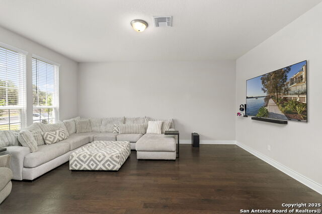 San Antonio, Texas, 78261, United States, 5 Bedrooms Bedrooms, ,5 BathroomsBathrooms,Residential,For Sale,1827097