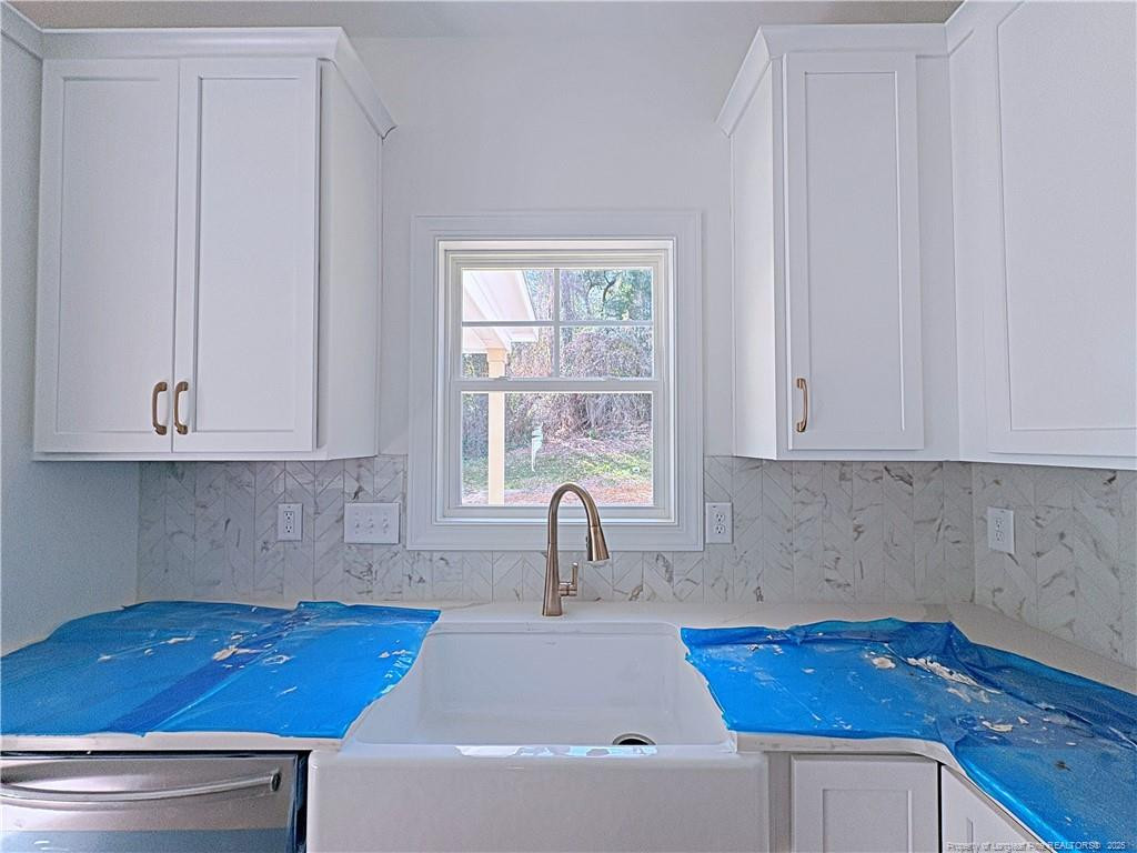 Fayetteville, North Carolina, 28303, United States, 5 Bedrooms Bedrooms, ,3 BathroomsBathrooms,Residential,For Sale,1993159