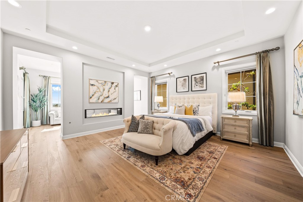 Irvine, California, 92602, United States, 5 Bedrooms Bedrooms, ,6 BathroomsBathrooms,Residential,For Sale,1982881