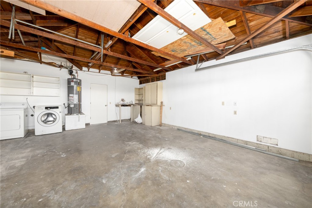 Ontario, California, 91762, United States, 4 Bedrooms Bedrooms, ,2 BathroomsBathrooms,Residential,For Sale,1930288