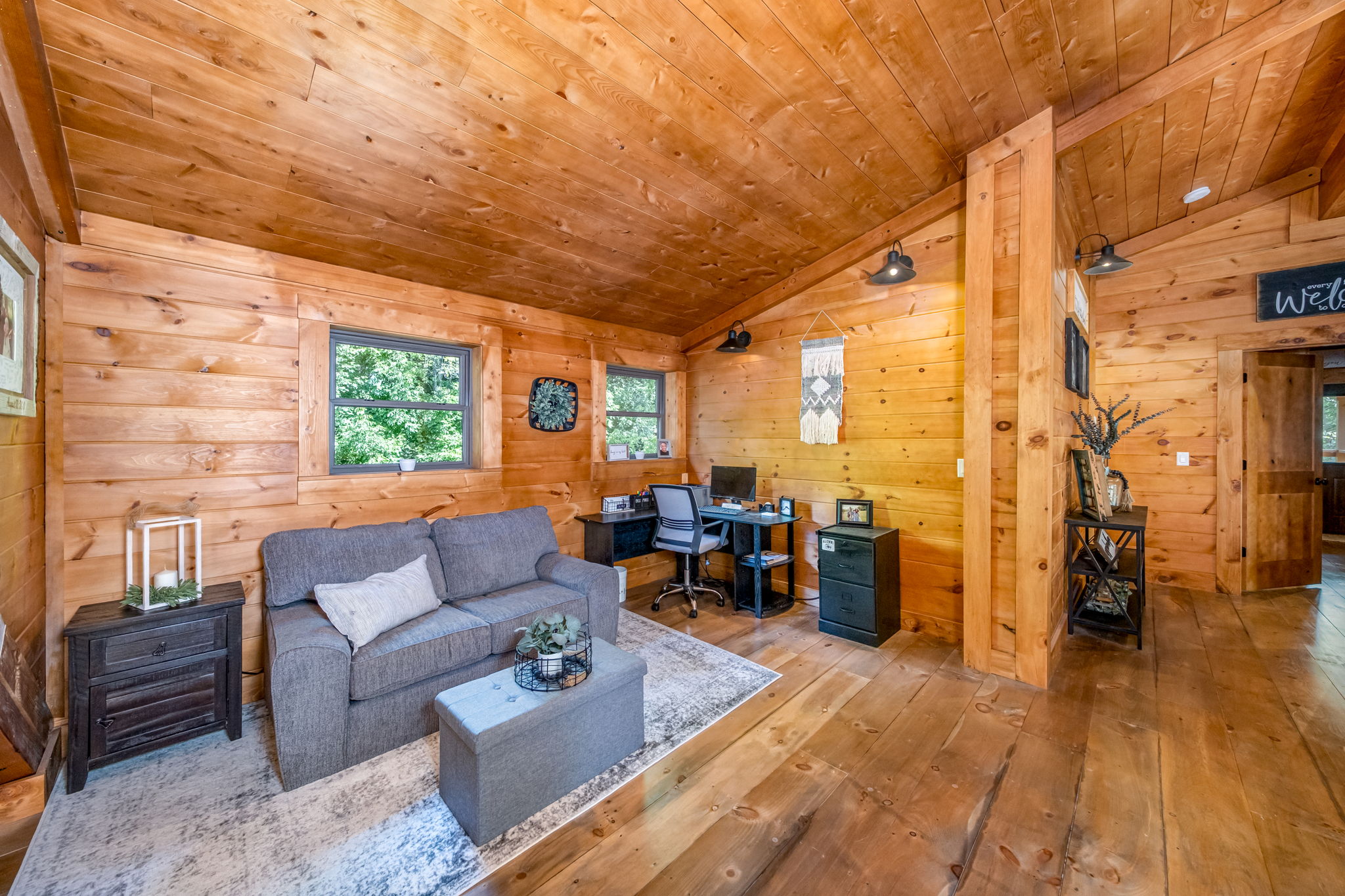 Lakeview, Michigan, 48850, United States, 4 Bedrooms Bedrooms, ,4 BathroomsBathrooms,Residential,For Sale,1943145