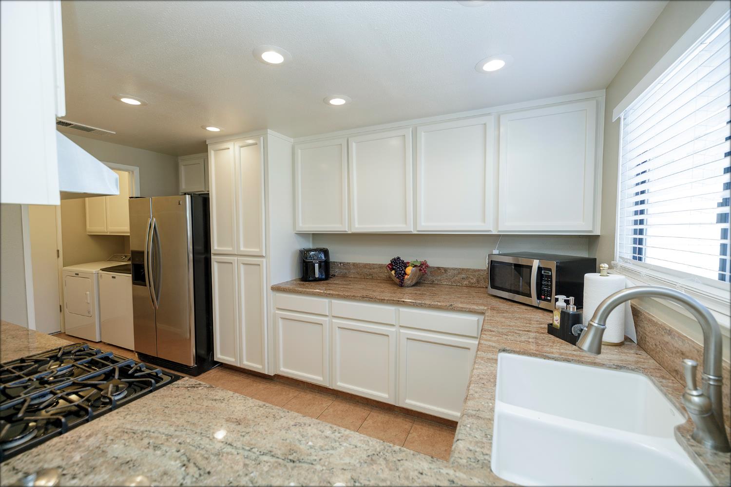 Modesto, California, 95356, United States, 2 Bedrooms Bedrooms, ,2 BathroomsBathrooms,Residential,For Sale,1892896