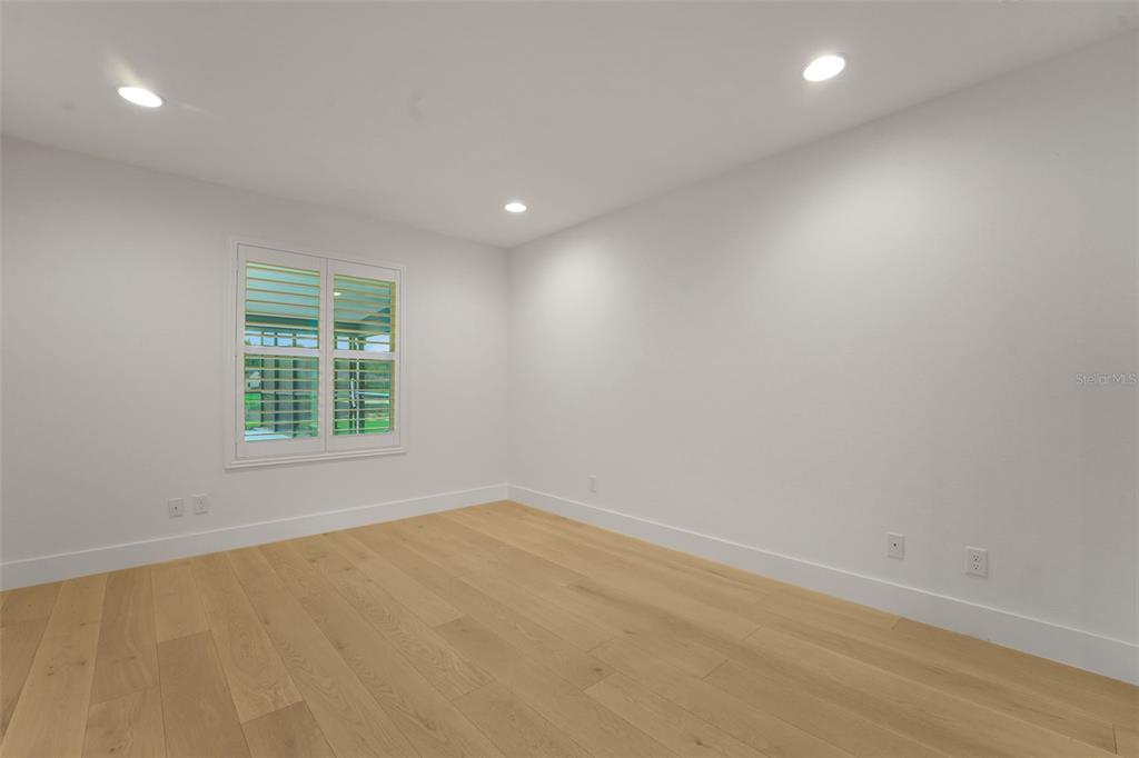 Lake Mary, Florida, 32746, United States, 4 Bedrooms Bedrooms, ,2 BathroomsBathrooms,Residential,For Sale,1940772