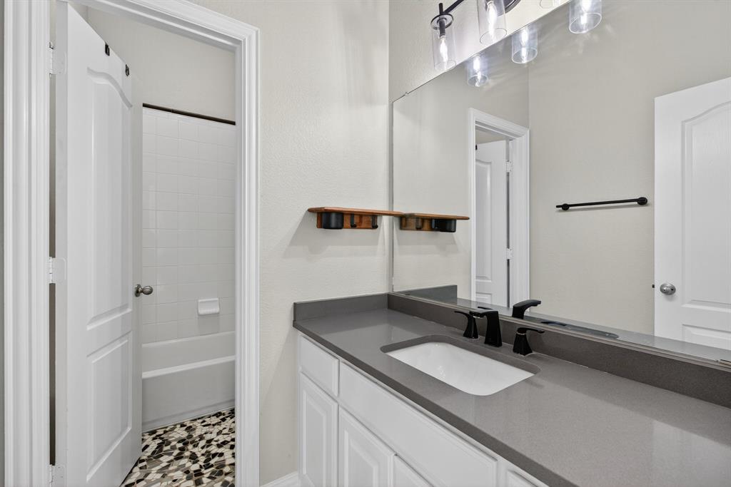 Frisco, Texas, 75036, United States, 3 Bedrooms Bedrooms, ,4 BathroomsBathrooms,Residential,For Sale,1966272