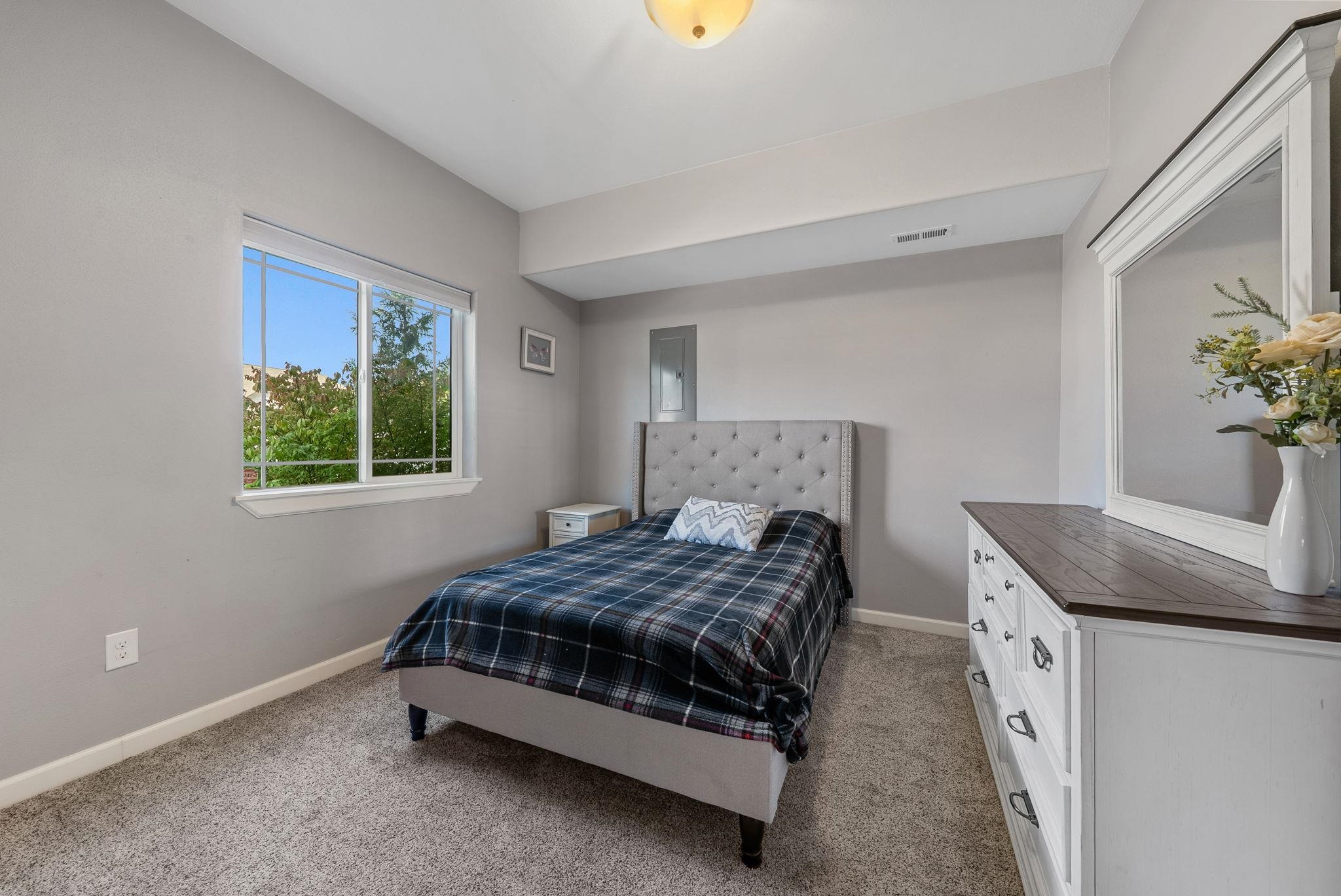 Cheney, Washington, 99004, United States, 4 Bedrooms Bedrooms, ,3 BathroomsBathrooms,Residential,For Sale,1978088