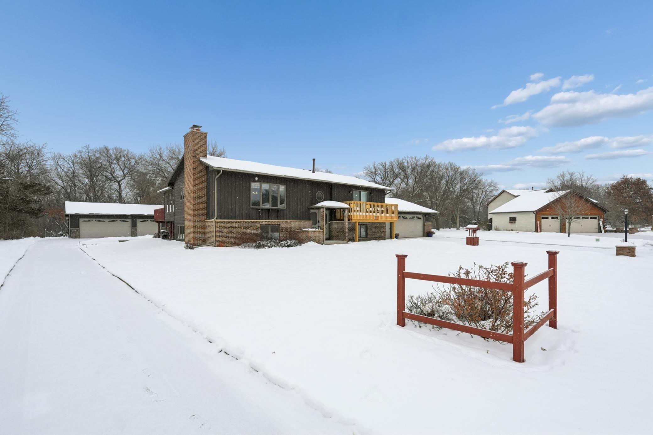 Rochester, Minnesota, 55904, United States, 4 Bedrooms Bedrooms, ,3 BathroomsBathrooms,Residential,For Sale,2003115