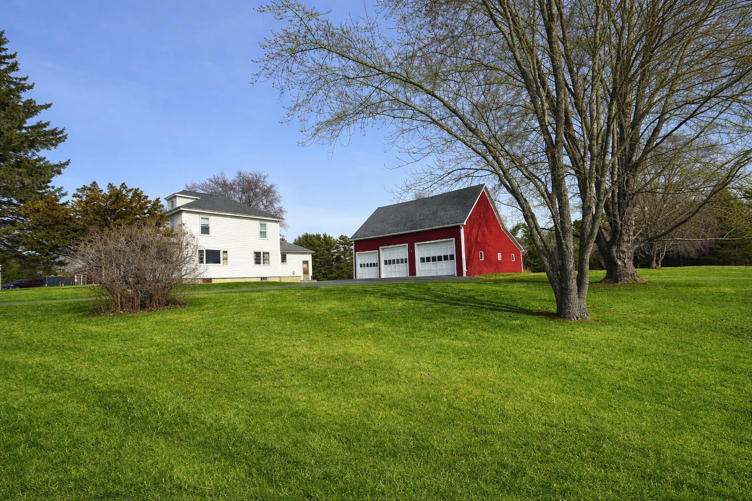 Pierce Rd, Brewer, ME 04412