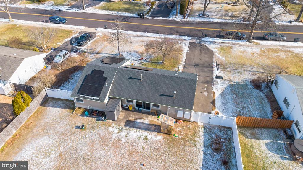 Kendall Park, New Jersey, 08824, United States, 3 Bedrooms Bedrooms, ,2 BathroomsBathrooms,Residential,For Sale,2005675