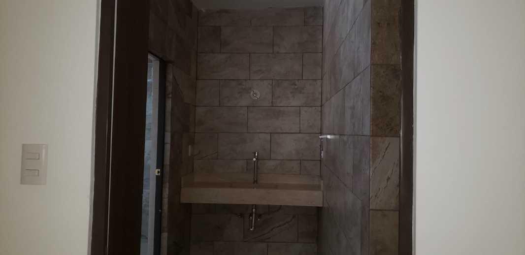 CERRADA DE LA INDIA, Torreón, Coahuila de Zaragoza, 27400, Mexico, 3 Bedrooms Bedrooms, ,3 BathroomsBathrooms,Residential,For Sale,CERRADA DE LA INDIA,1233740