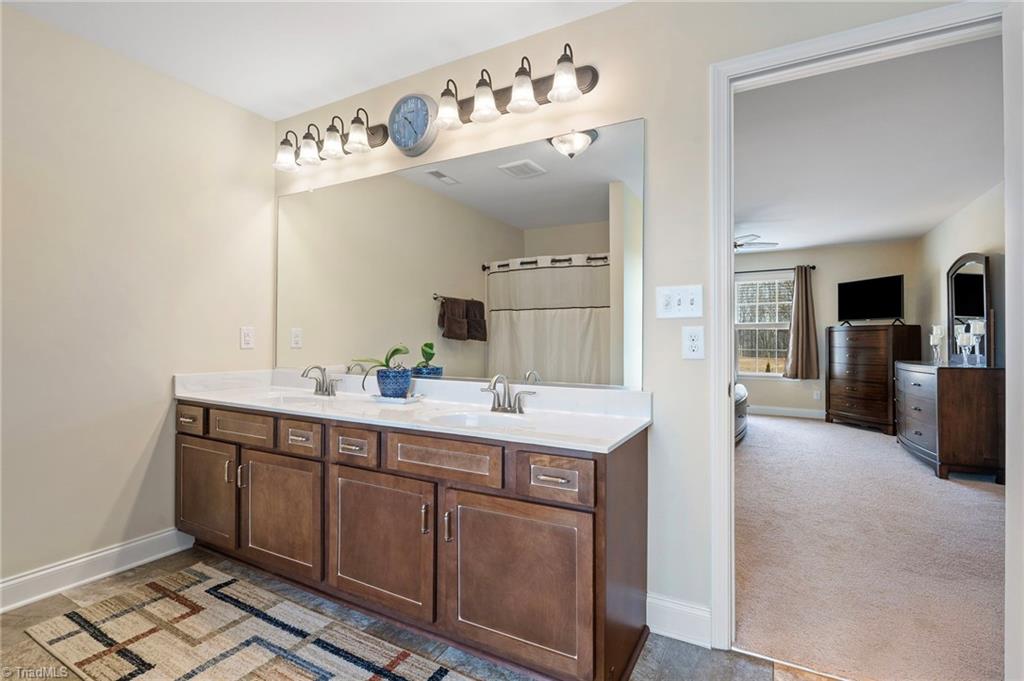Lewisville, North Carolina, 27023, United States, 5 Bedrooms Bedrooms, ,4 BathroomsBathrooms,Residential,For Sale,1890092