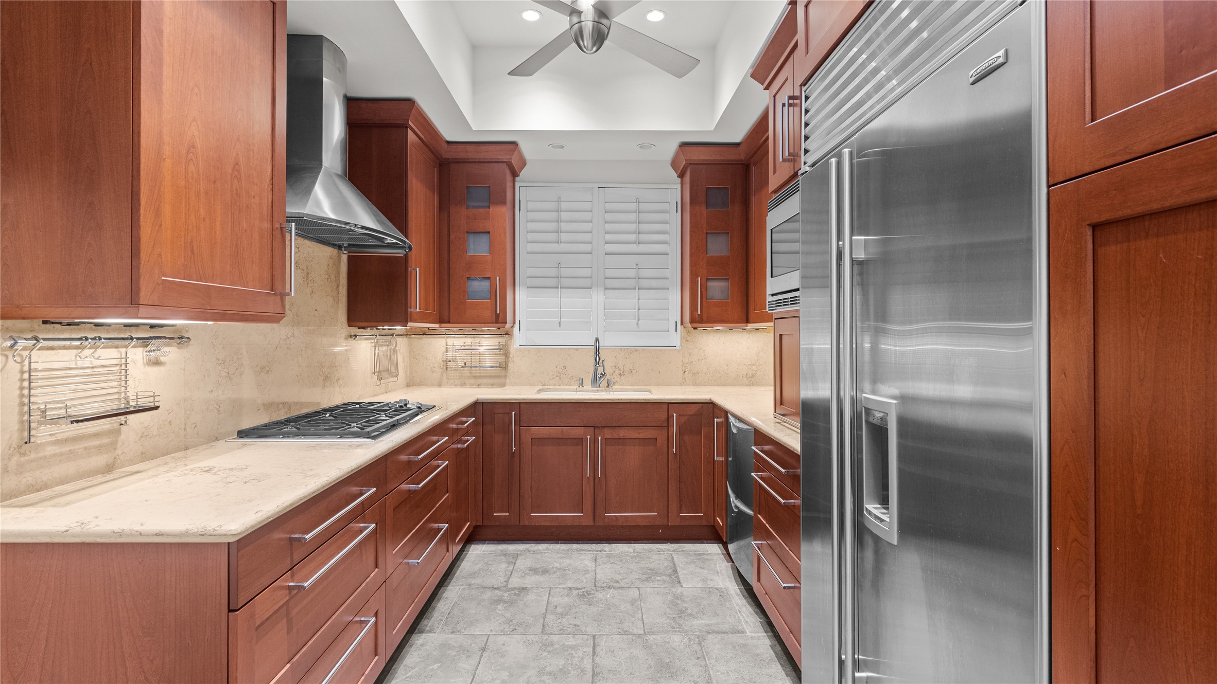 Houston, Texas, 77056, United States, 3 Bedrooms Bedrooms, ,5 BathroomsBathrooms,Residential,For Sale,1911069
