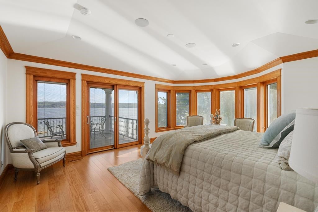 Boyne City, Michigan, 49712, United States, 5 Bedrooms Bedrooms, ,6 BathroomsBathrooms,Residential,For Sale,1890151