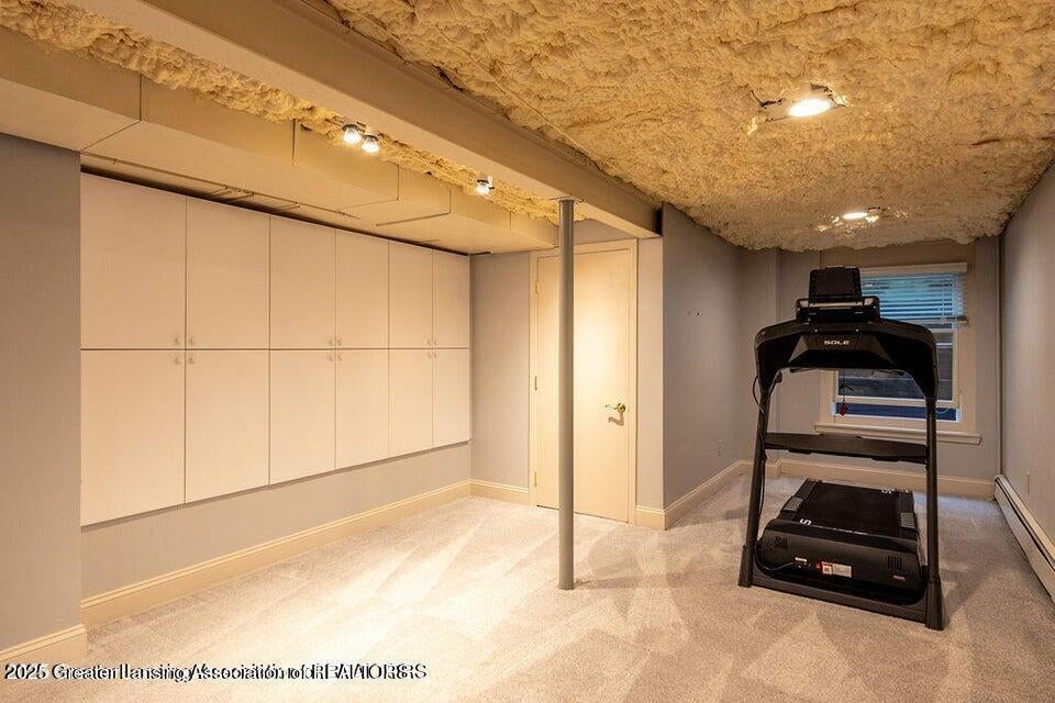 East Lansing, Michigan, 48823, United States, 6 Bedrooms Bedrooms, ,6 BathroomsBathrooms,Residential,For Sale,1992121