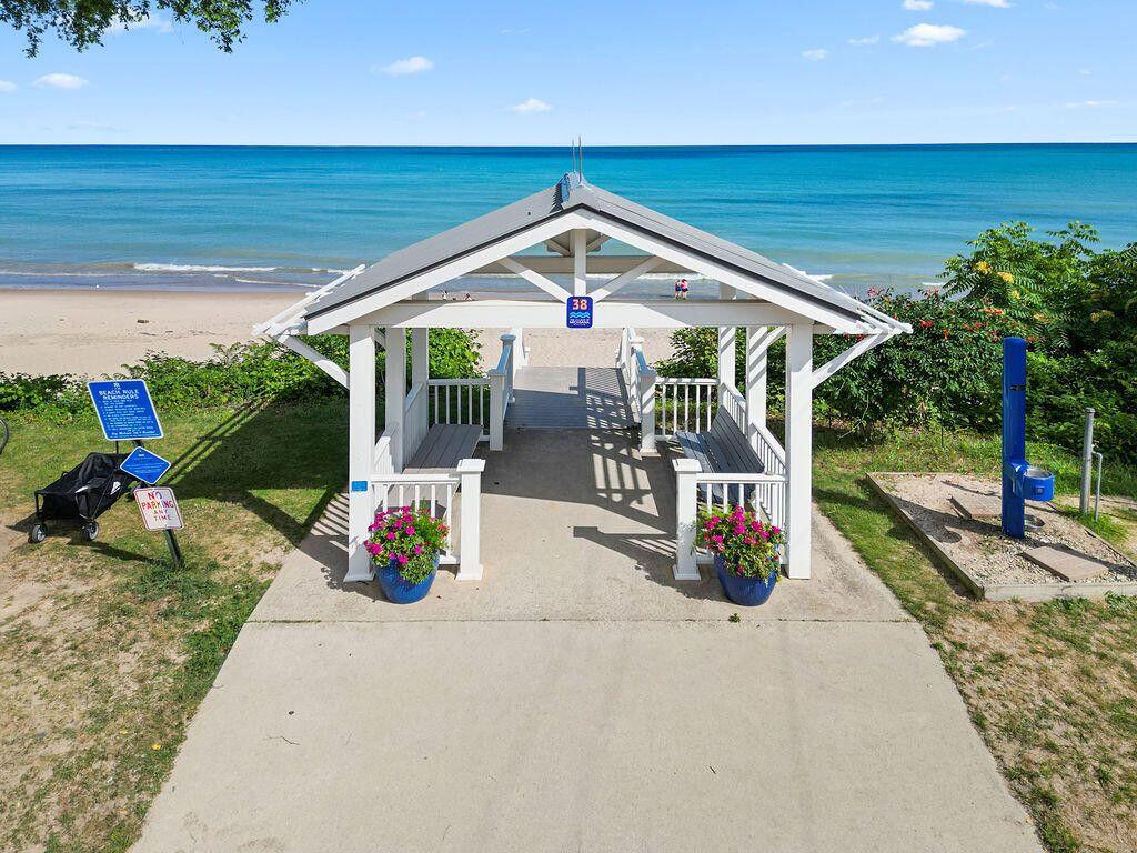 Michiana Shores, Indiana, 46360, United States, 1 Bedroom Bedrooms, ,Residential,For Sale,1933076