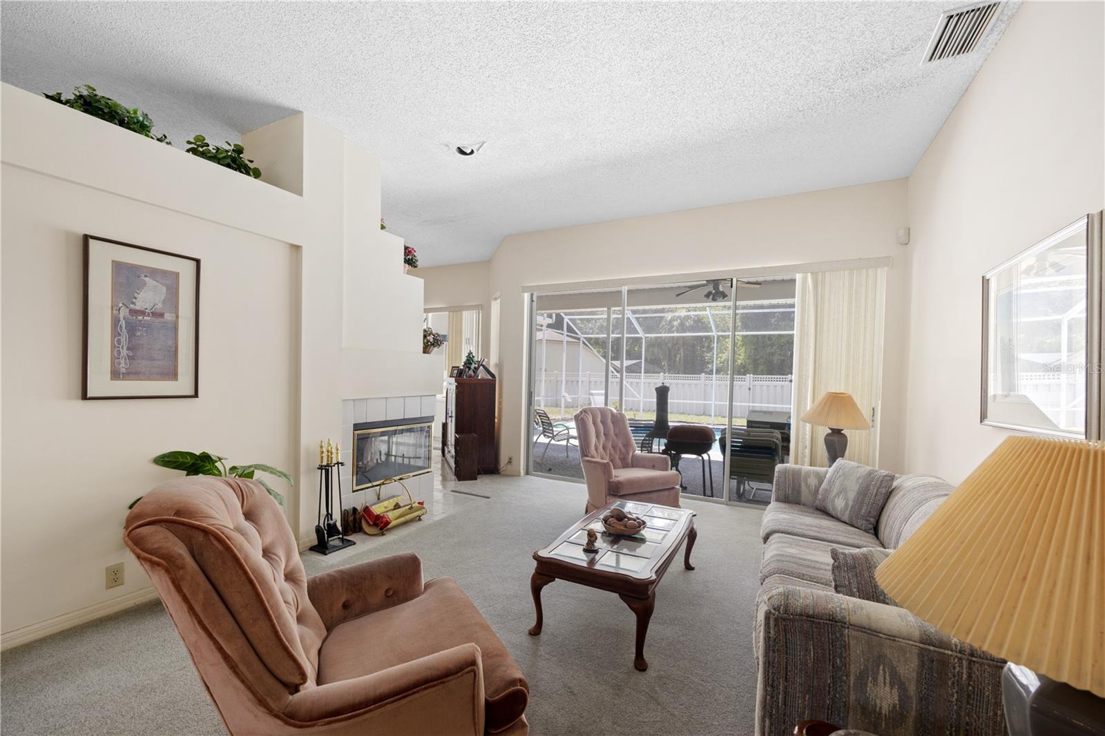 Oviedo, Florida, 32765, United States, 3 Bedrooms Bedrooms, ,3 BathroomsBathrooms,Residential,For Sale,1980040