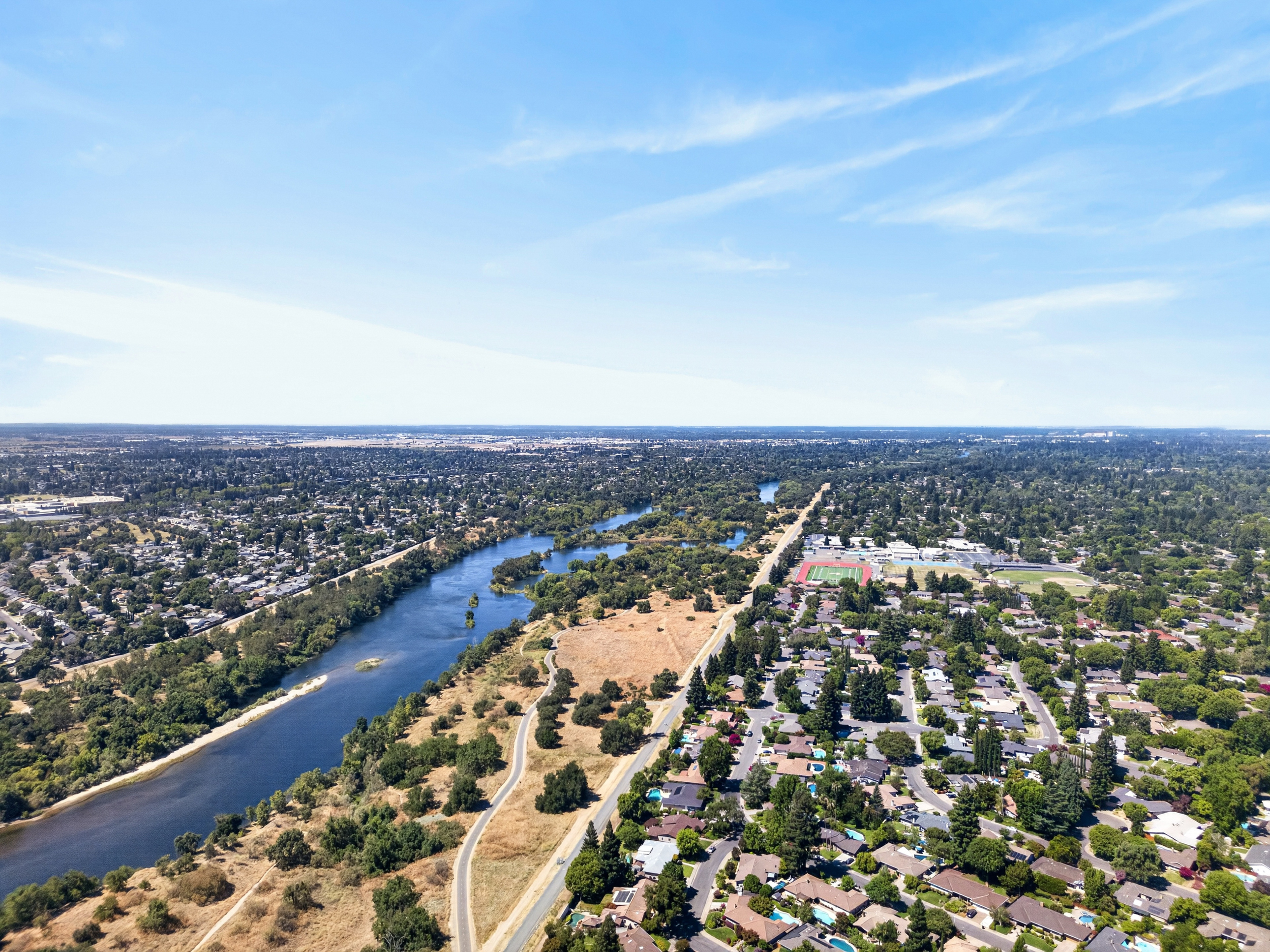  1073 Harrington Way, Carmichael, CA 95608 - 物件實景