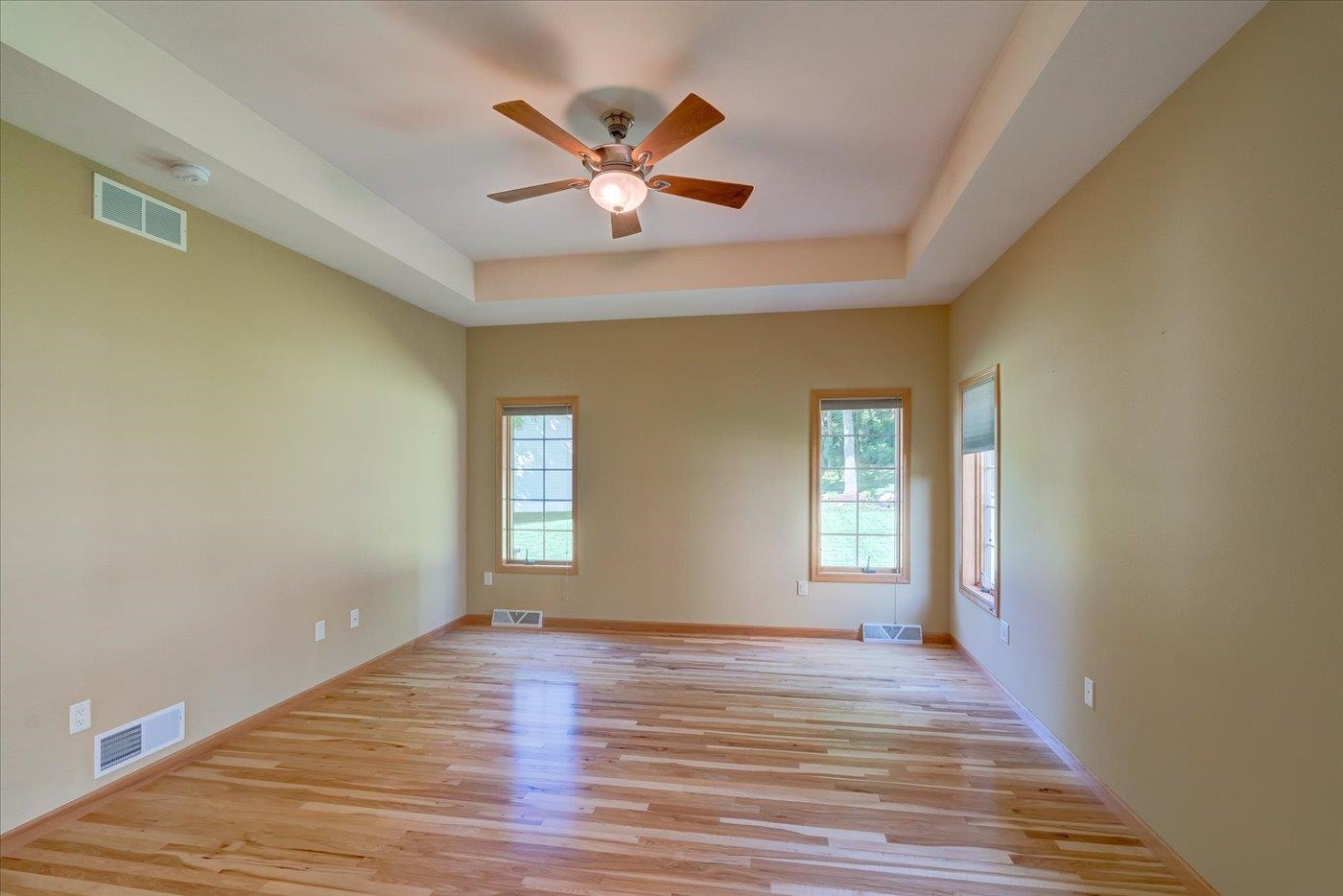 Cross Plains, Wisconsin, 53528, United States, 4 Bedrooms Bedrooms, ,3 BathroomsBathrooms,Residential,For Sale,1914222