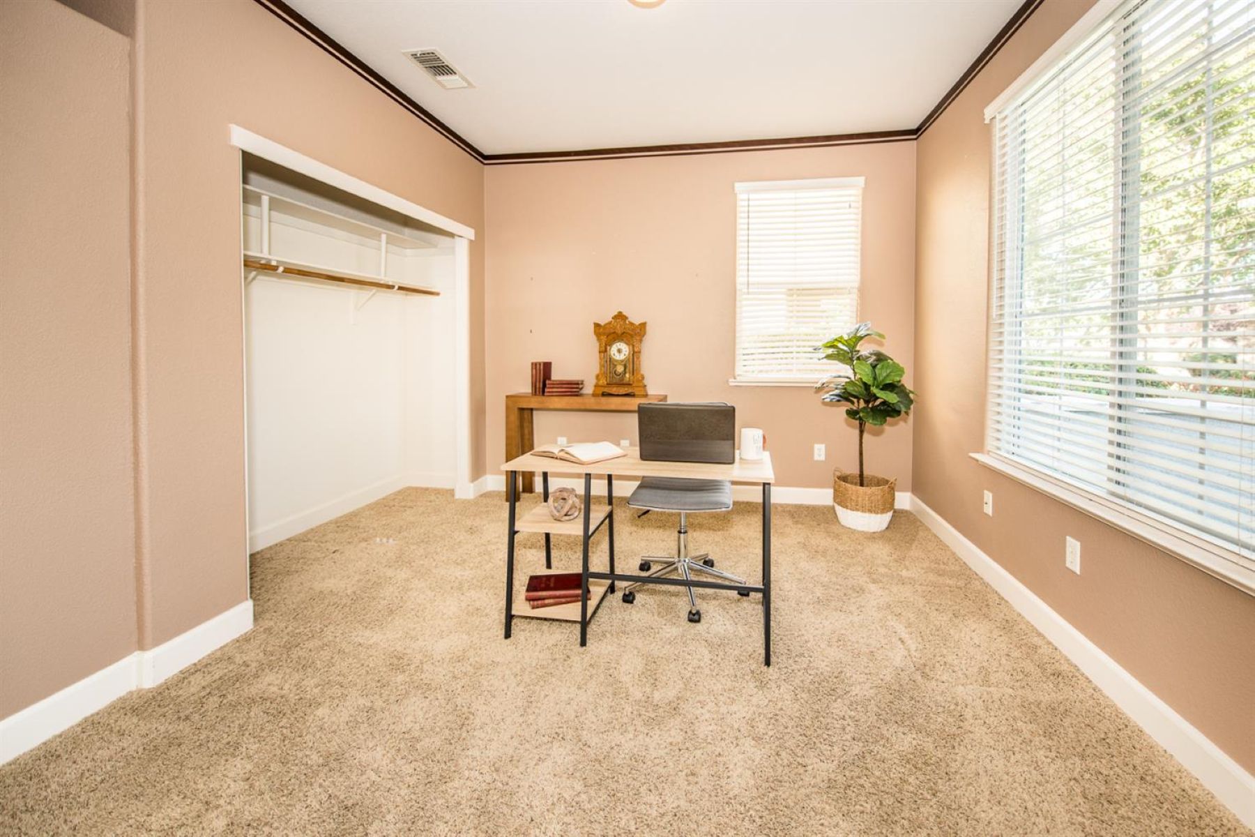  4431 Red Sea Lane, Sacramento, CA 95834 - 物件實景
