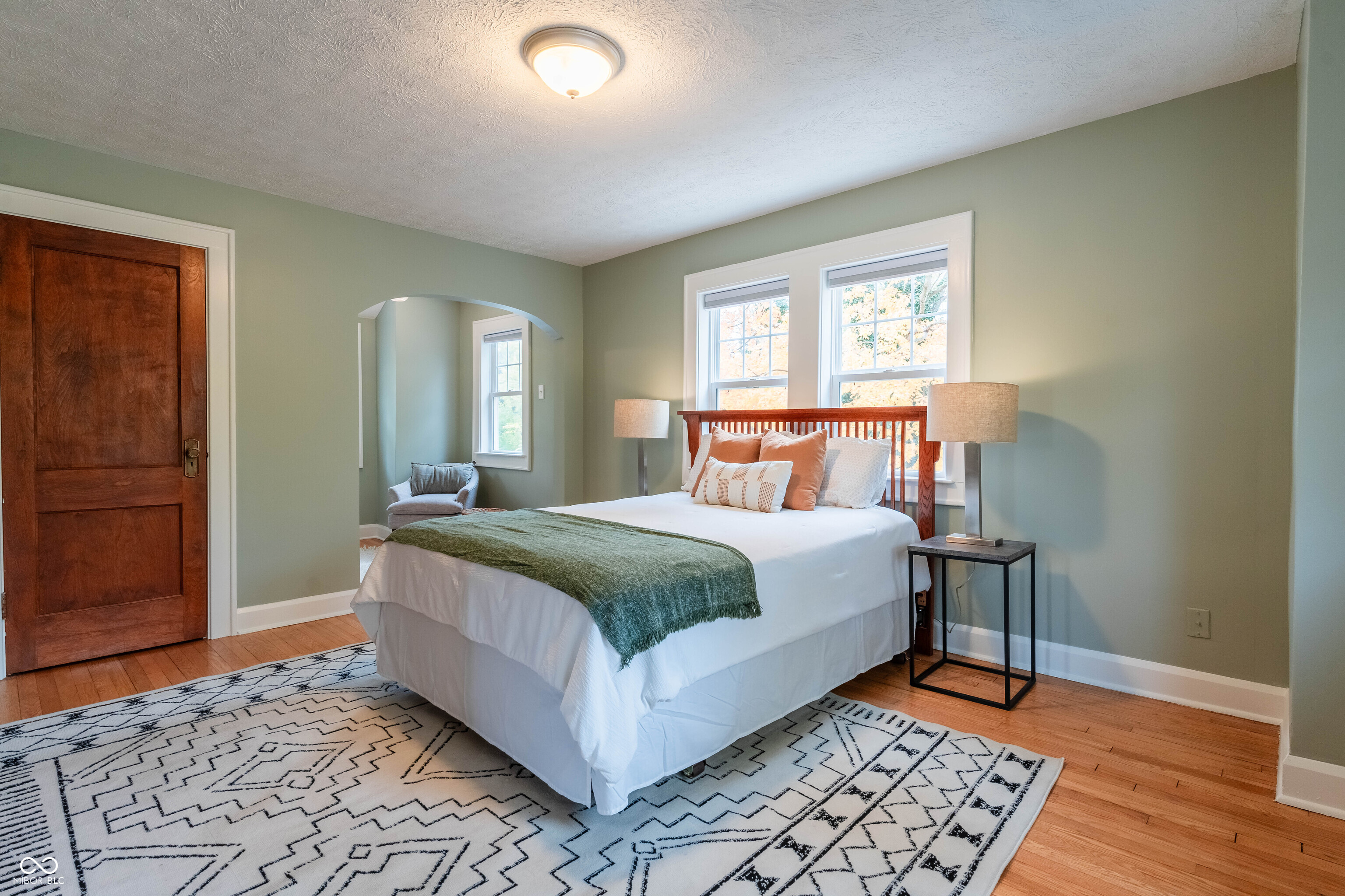 Indianapolis, Indiana, 46268, United States, 4 Bedrooms Bedrooms, ,2 BathroomsBathrooms,Residential,For Sale,1981741