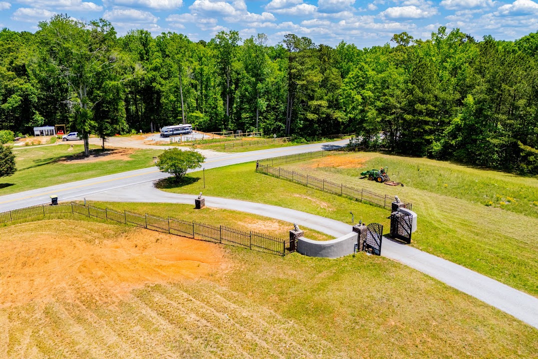 Douglasville, Georgia, 30134, United States, 4 Bedrooms Bedrooms, ,2 BathroomsBathrooms,Residential,For Sale,1983437