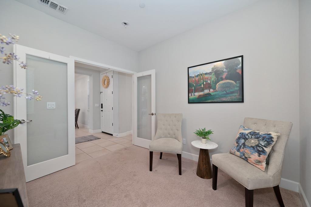 Woodland, California, 95776, United States, 3 Bedrooms Bedrooms, ,2 BathroomsBathrooms,Residential,For Sale,1989380