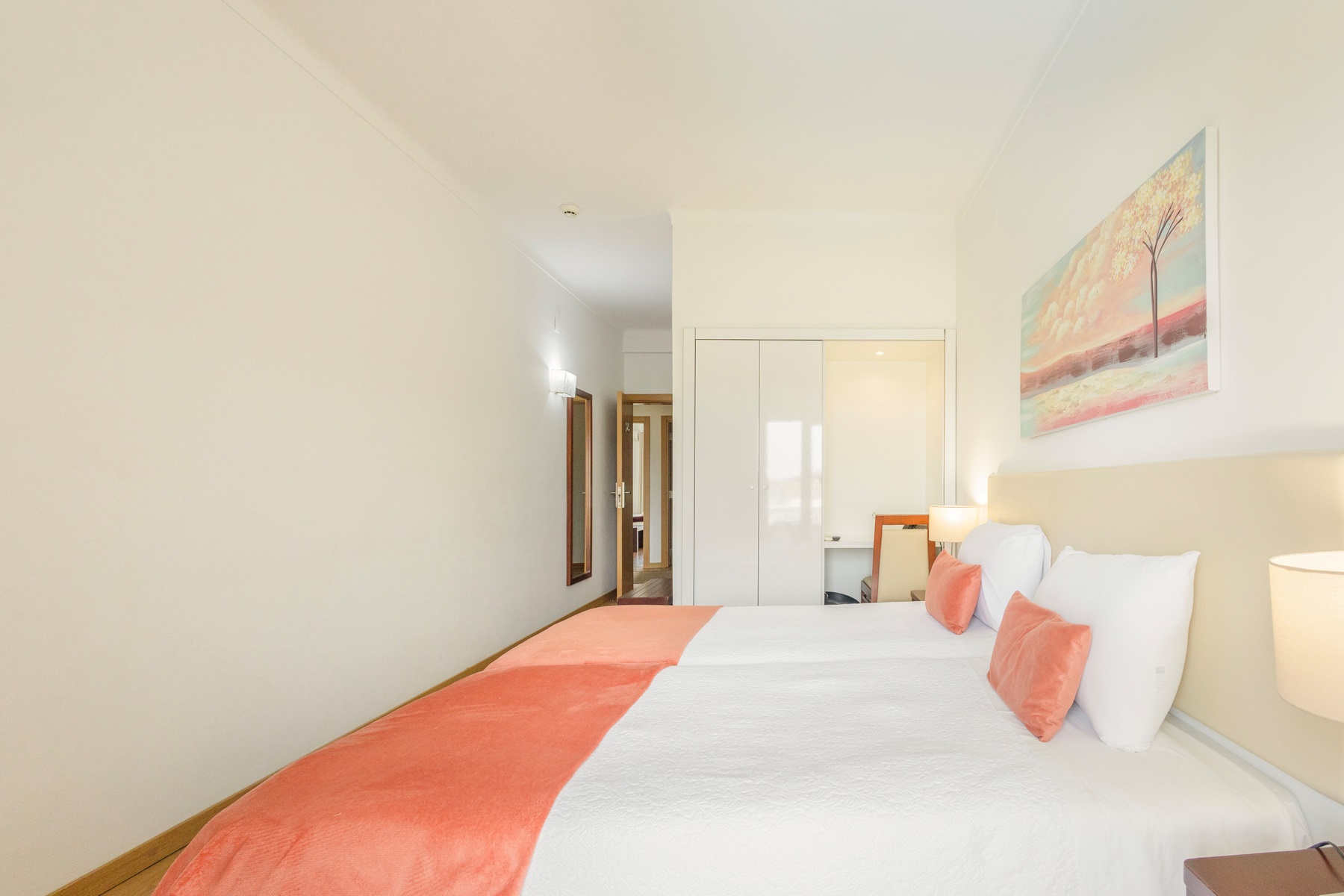  Building, 25 bedrooms, for Sale - 物件實景