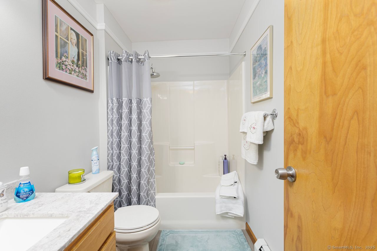 Griswold, Connecticut, 06351, United States, 3 Bedrooms Bedrooms, ,3 BathroomsBathrooms,Residential,For Sale,1941626