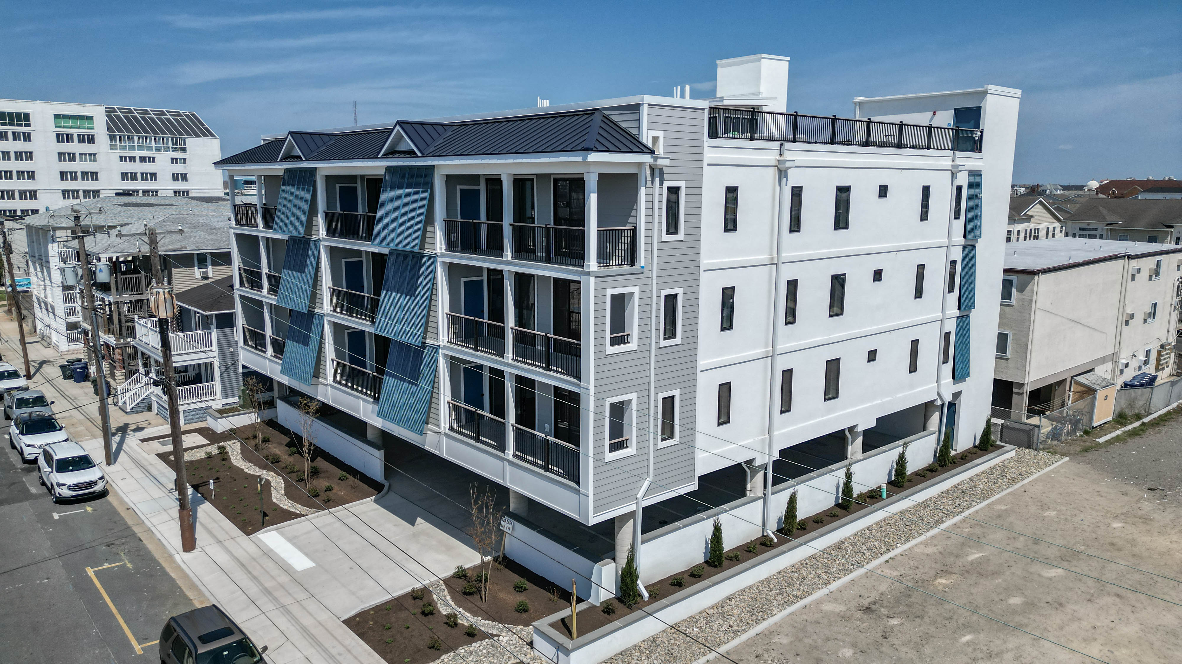  323 E Oak Avenue #102 - 物件實景