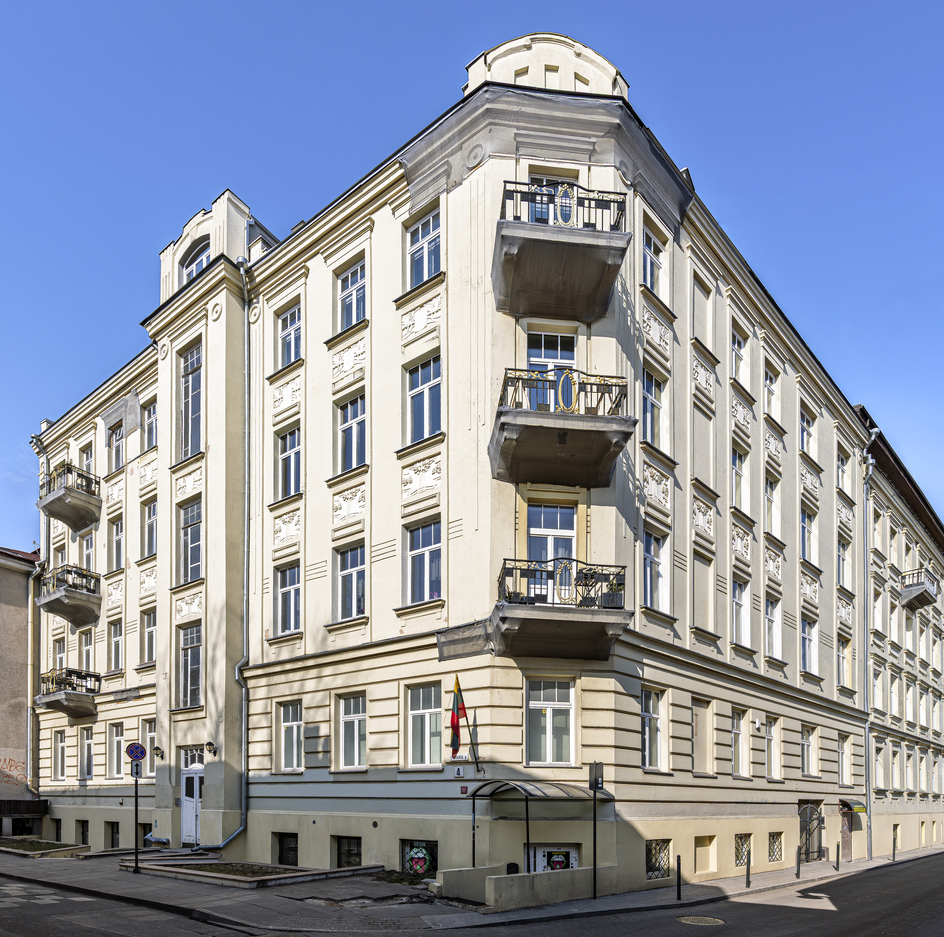  A residence of authentic heritage and contemporary elegance - 物件實景