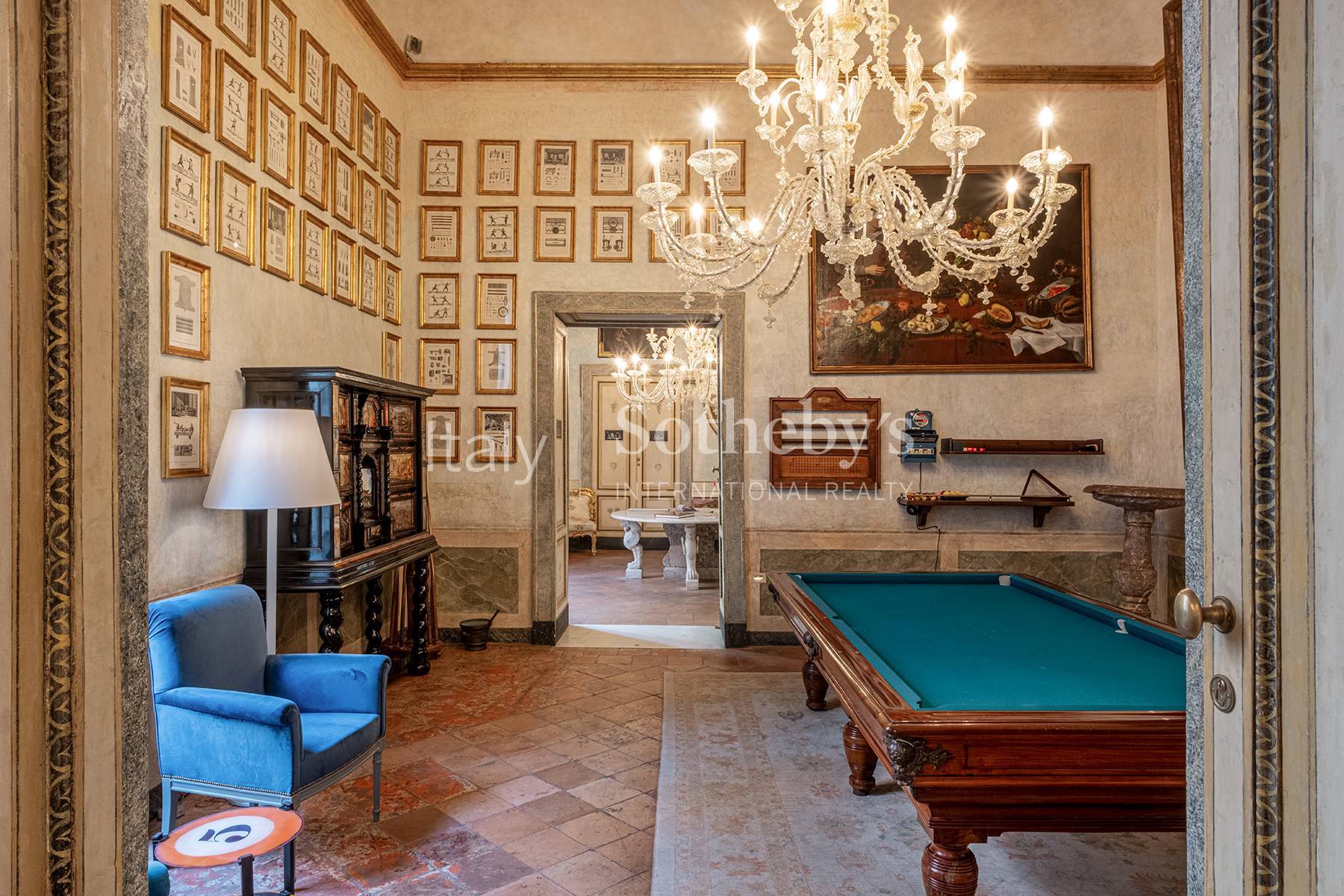  Monumental historic mansion in the heart of Naples - 物件實景