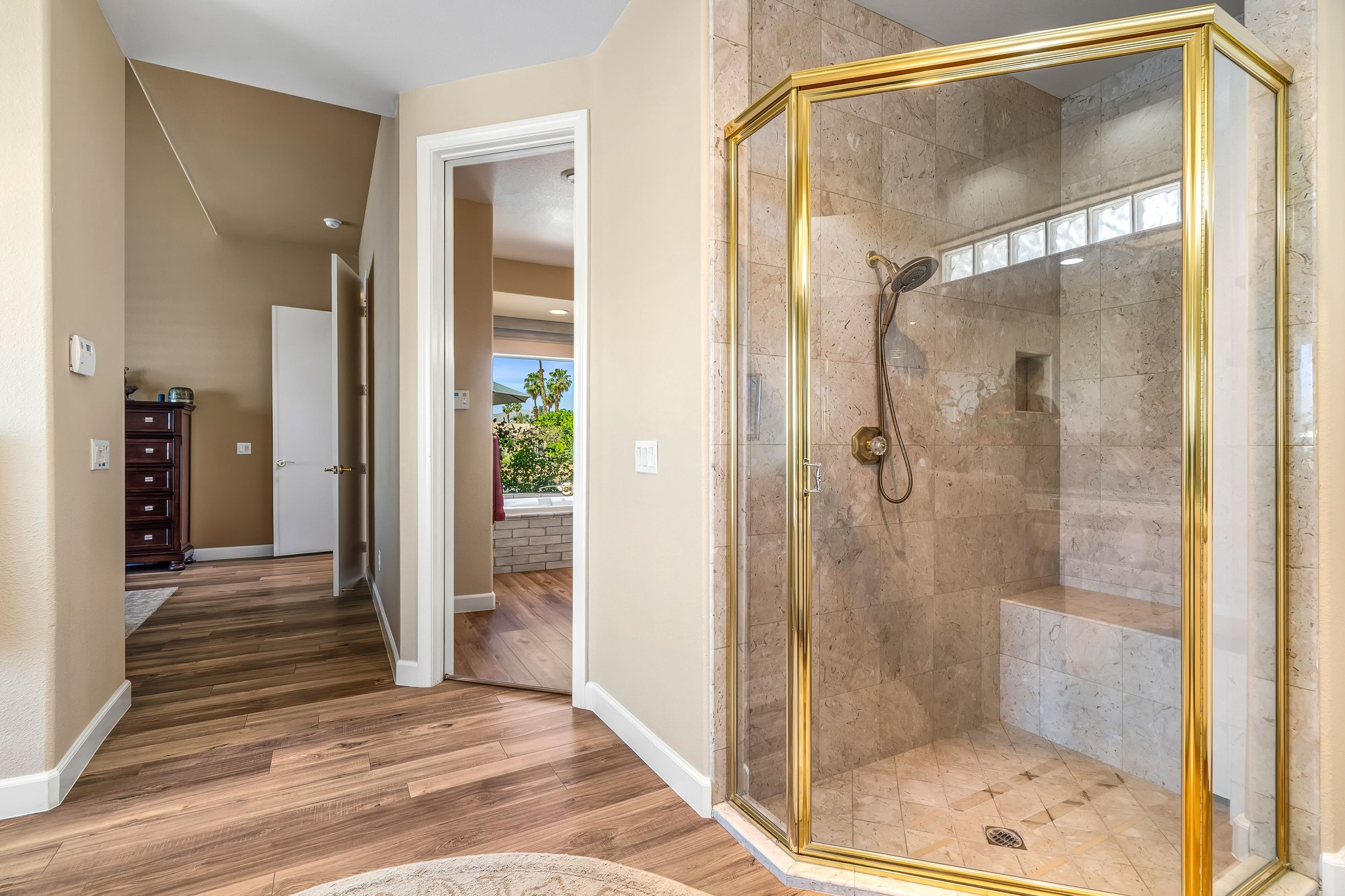  where  desert light meets the water’s edge - 物件實景