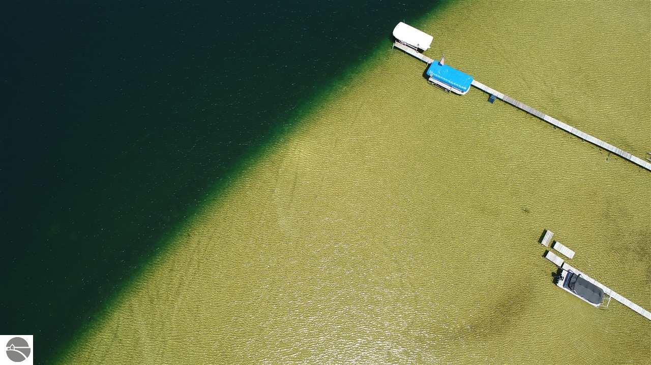 Traverse City, Michigan, 49685, United States, 3 Bedrooms Bedrooms, ,3 BathroomsBathrooms,Residential,For Sale,1988972