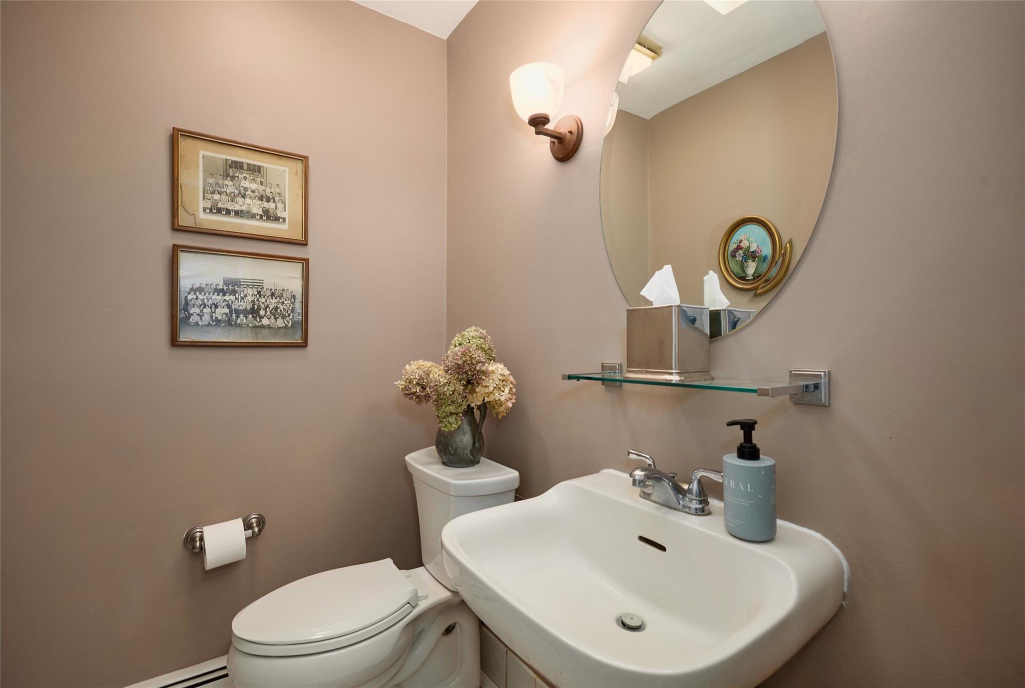 Katonah, New York, 10536, United States, 4 Bedrooms Bedrooms, ,4 BathroomsBathrooms,Residential,For Sale,1827293