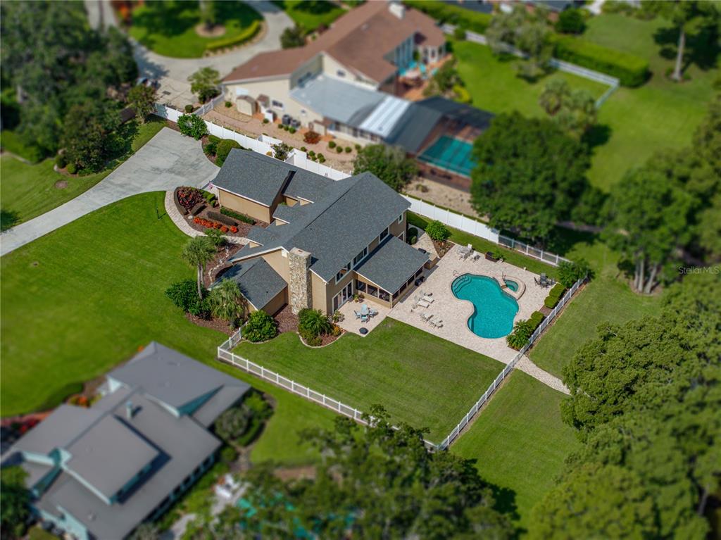 Winter Haven, Florida, 33884, United States, 3 Bedrooms Bedrooms, ,4 BathroomsBathrooms,Residential,For Sale,1895737