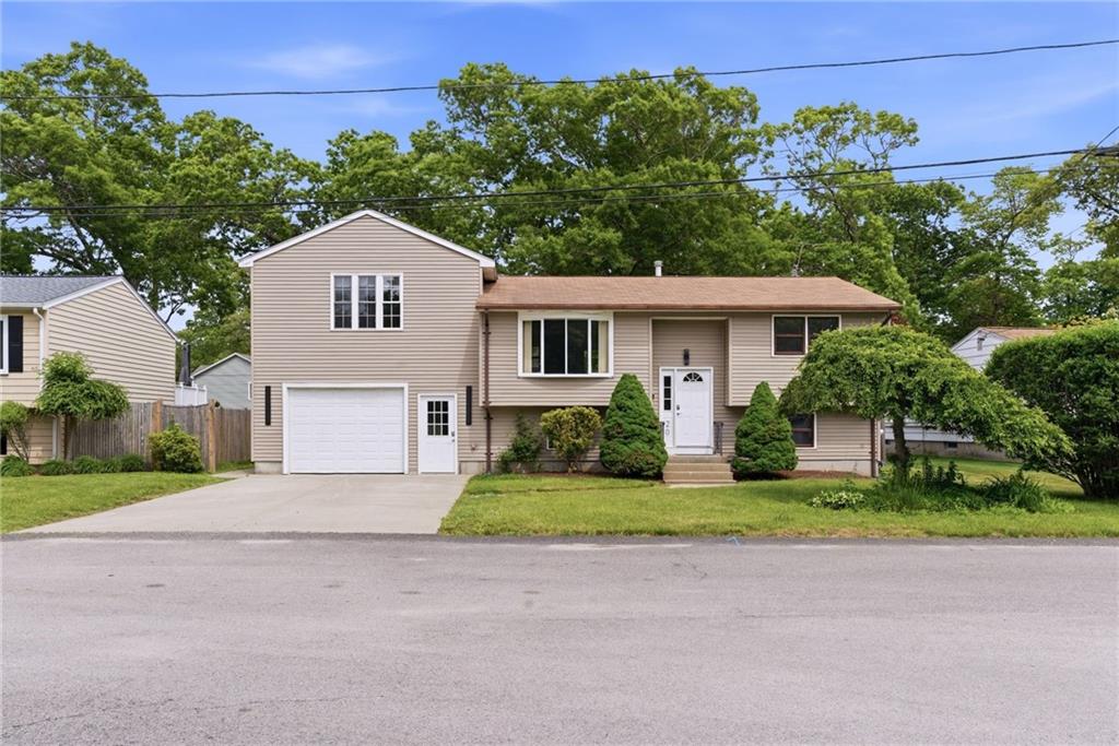 Warwick, Rhode Island, 02889, United States, 5 Bedrooms Bedrooms, ,3 BathroomsBathrooms,Residential,For Sale,2048258