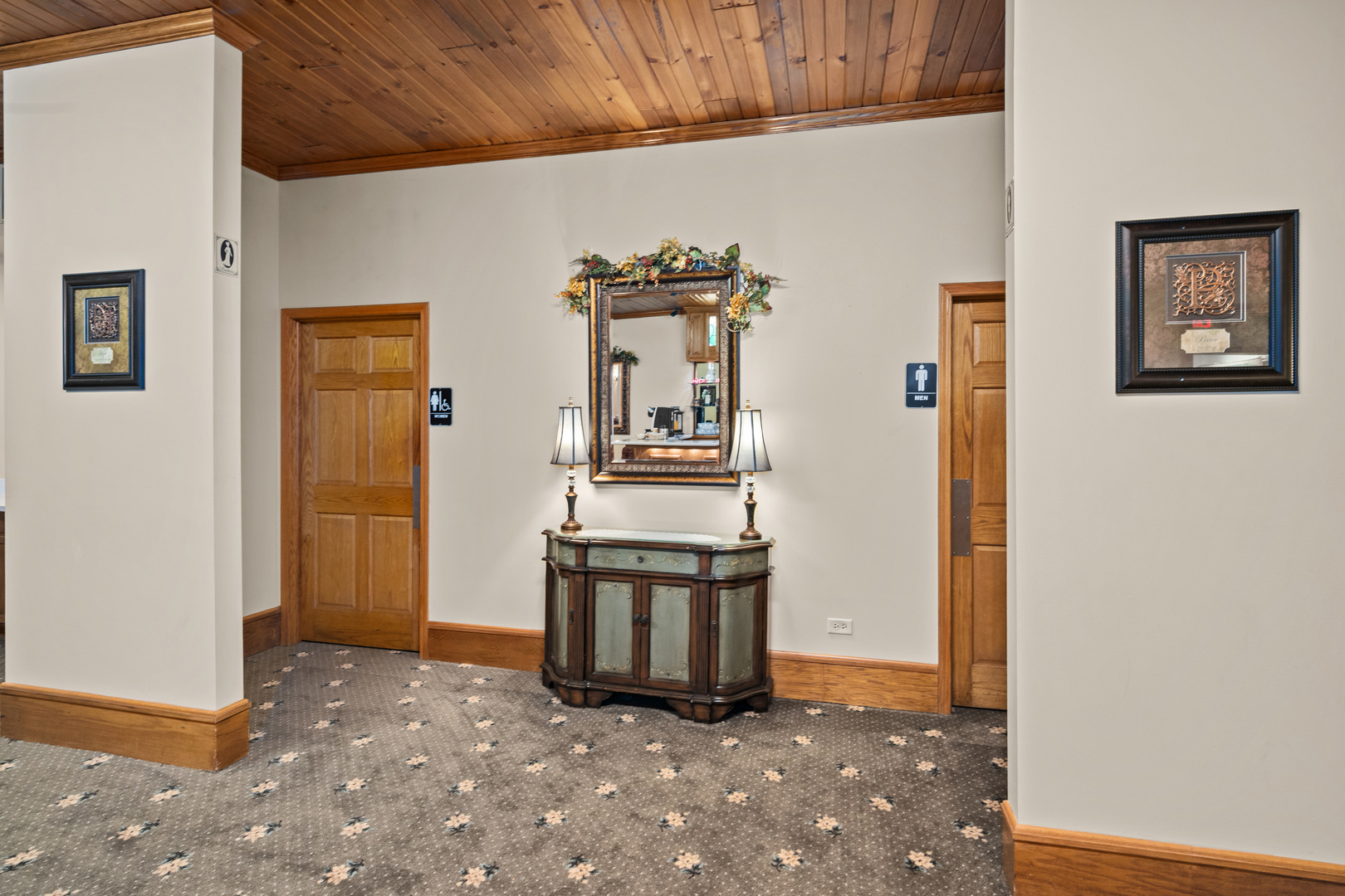 Sycamore, Illinois, 60178, United States, 4 Bedrooms Bedrooms, ,5 BathroomsBathrooms,Residential,For Sale,2001773