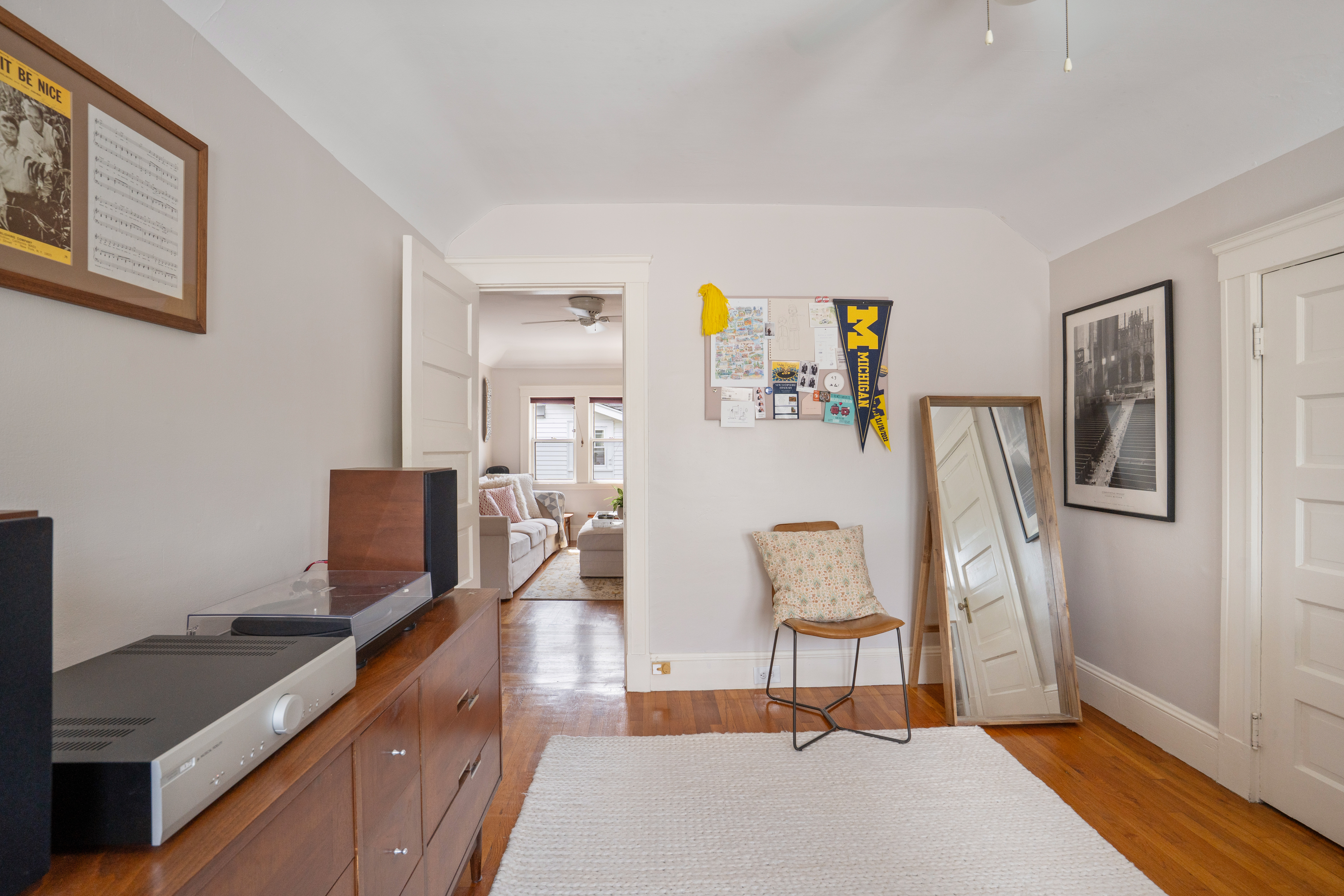  10-12 Notre Dame Avenue, Cambridge, MA, 02140 - 物件實景