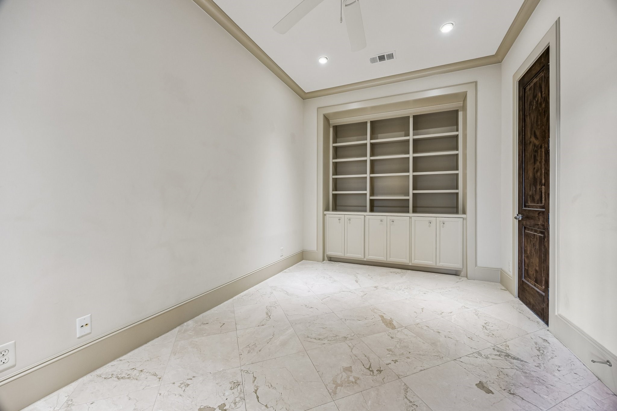  311 Calle Sevilla Place - 物件實景