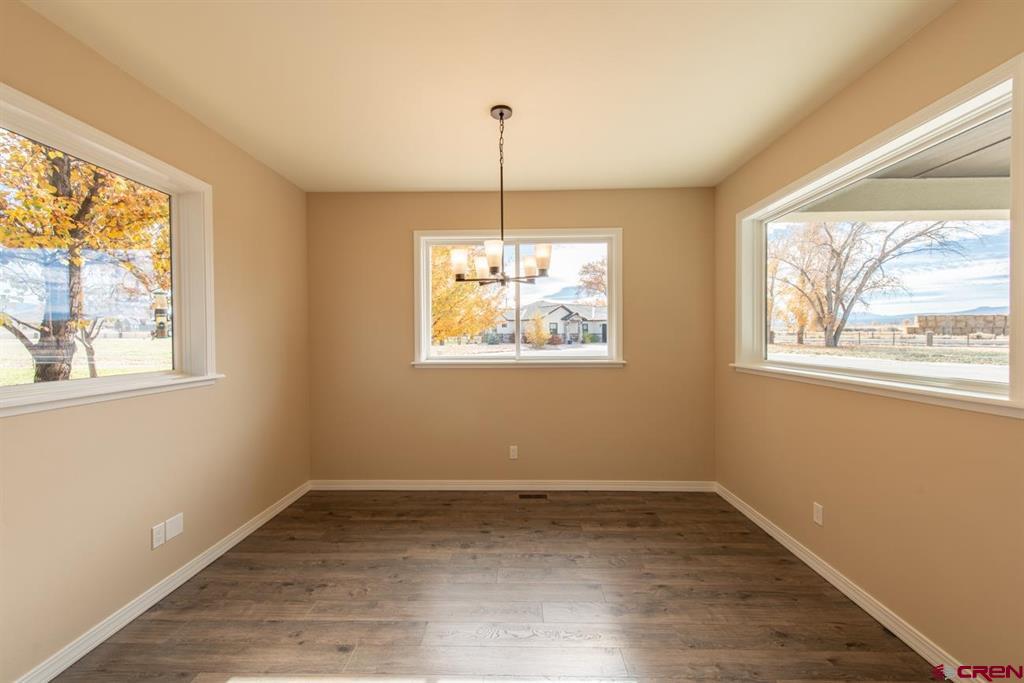 Montrose, Colorado, 81401, United States, 3 Bedrooms Bedrooms, ,2 BathroomsBathrooms,Residential,For Sale,1994283