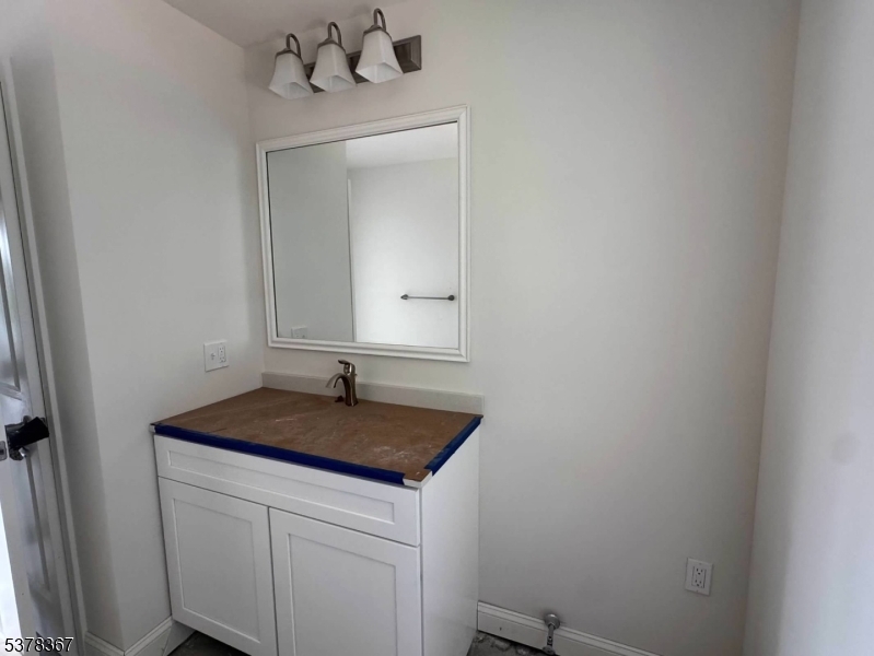 Washington Boro, New Jersey, 07882, United States, 4 Bedrooms Bedrooms, ,3 BathroomsBathrooms,Residential,For Sale,1918779