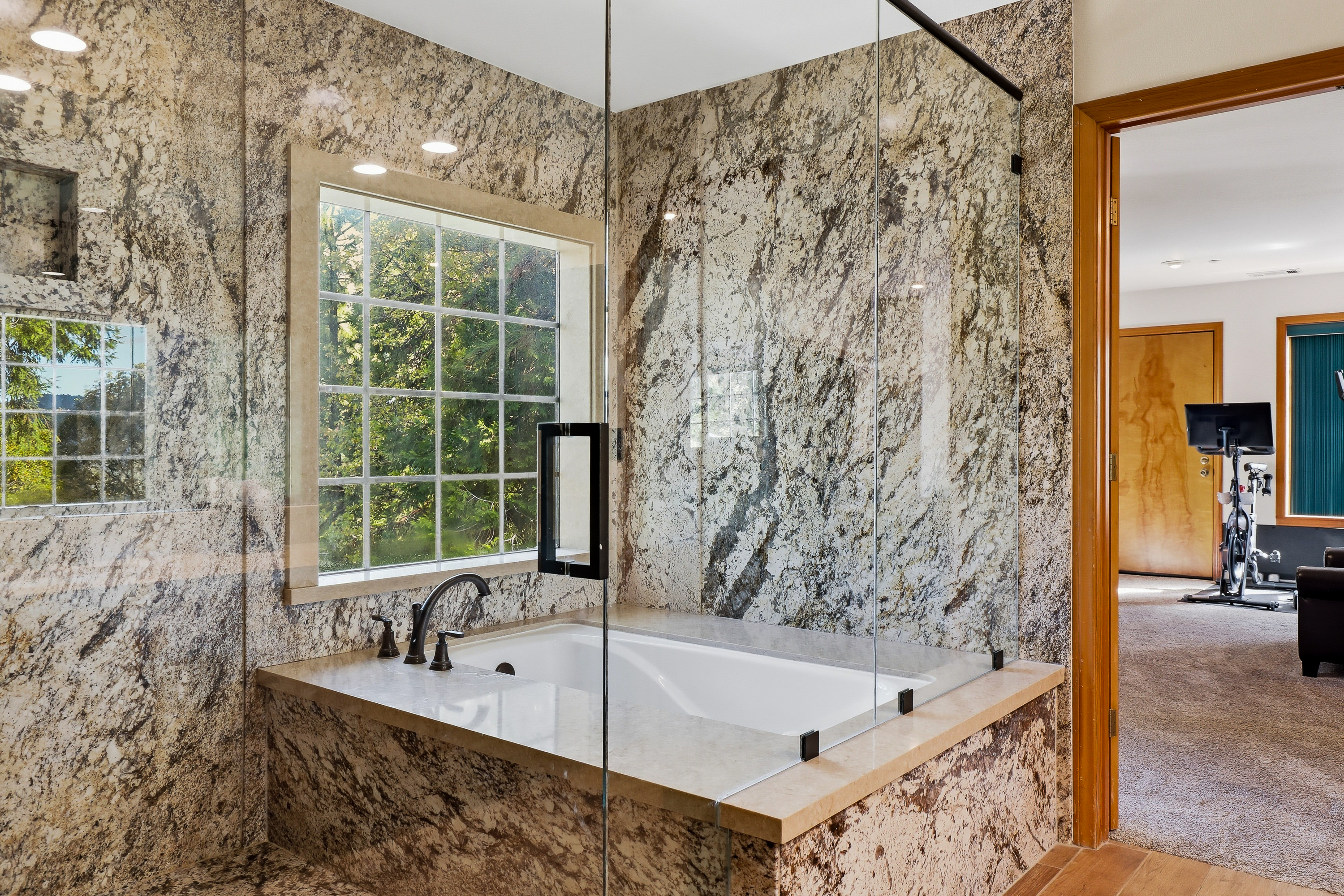  103 Pine Ridge Road, Crestline, CA 92325 - 物件實景