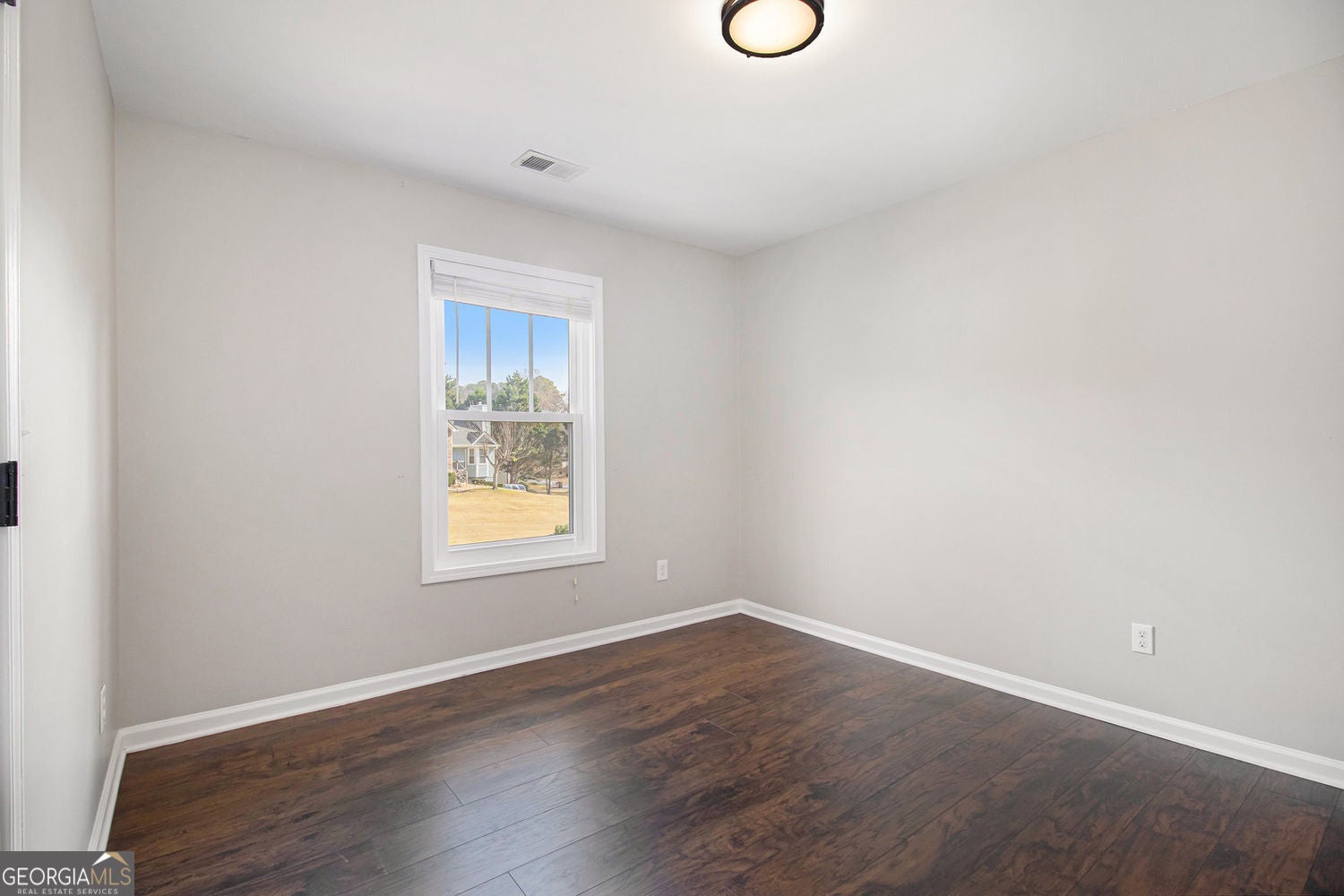 Cumming, Georgia, 30028, United States, 4 Bedrooms Bedrooms, ,3 BathroomsBathrooms,Residential,For Sale,1997865