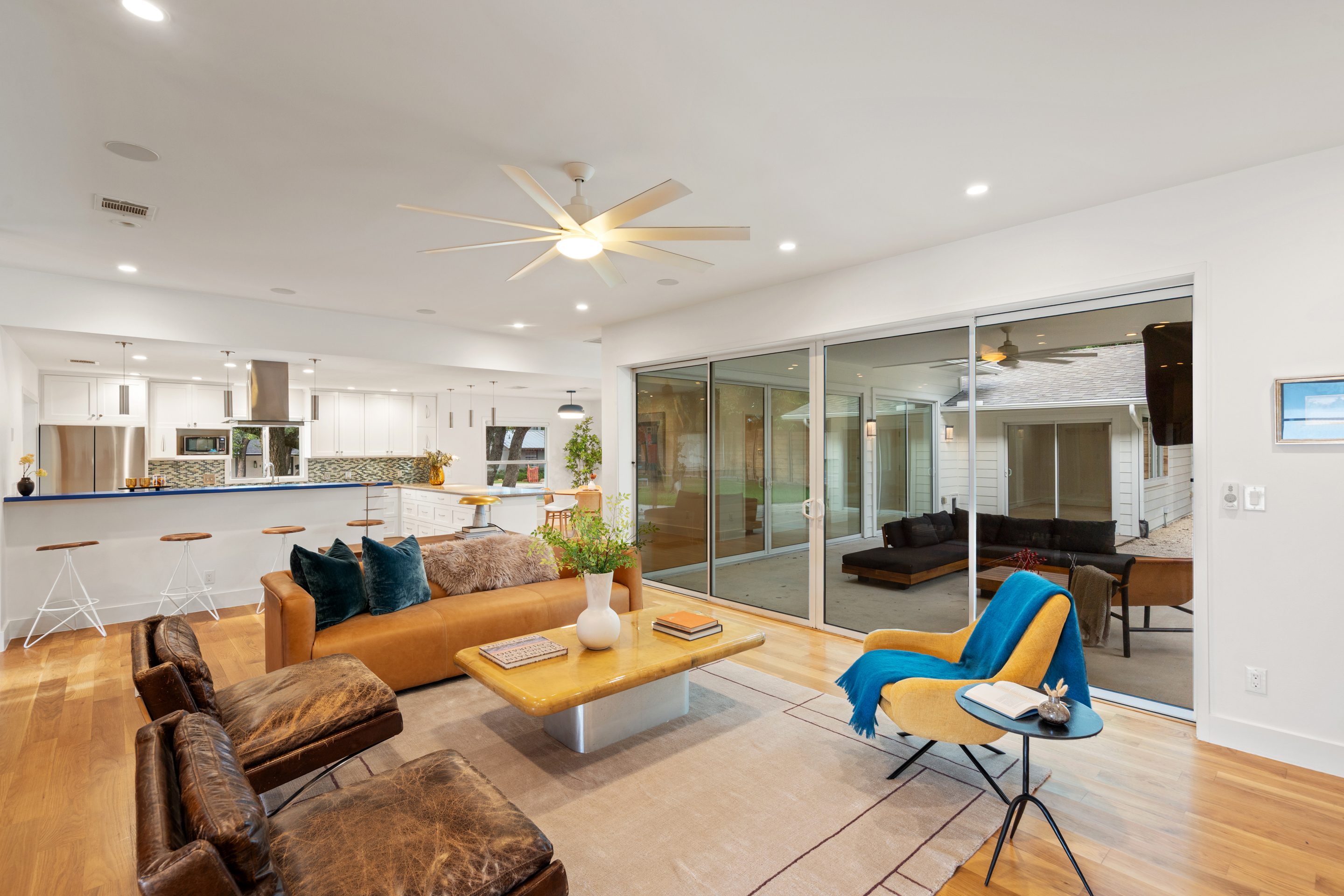  Midcentury Modern NW Hills Off Market - Lap Pool, Huge Windows, Renovated - 物件實景