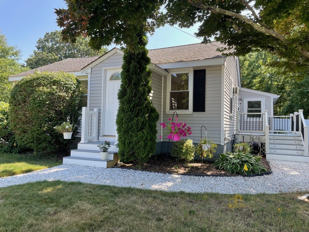 Norton, Massachusetts, 02766, United States, 3 Bedrooms Bedrooms, ,2 BathroomsBathrooms,Residential,For Sale,1925420