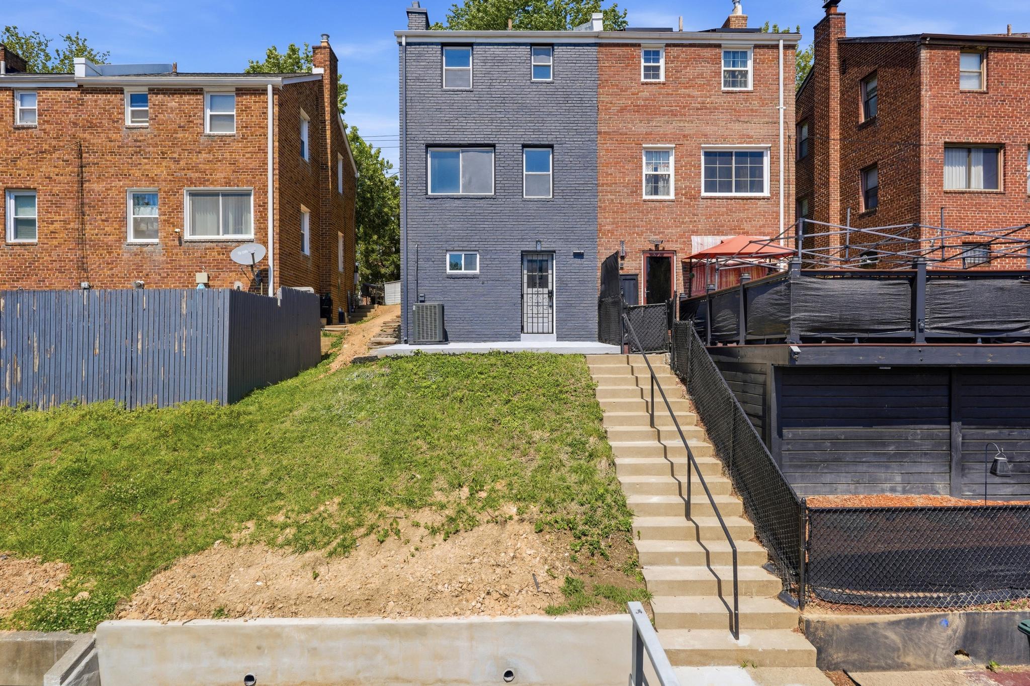  719 Hilltop Terrace SE, Washington, DC, 20019 - 物件實景