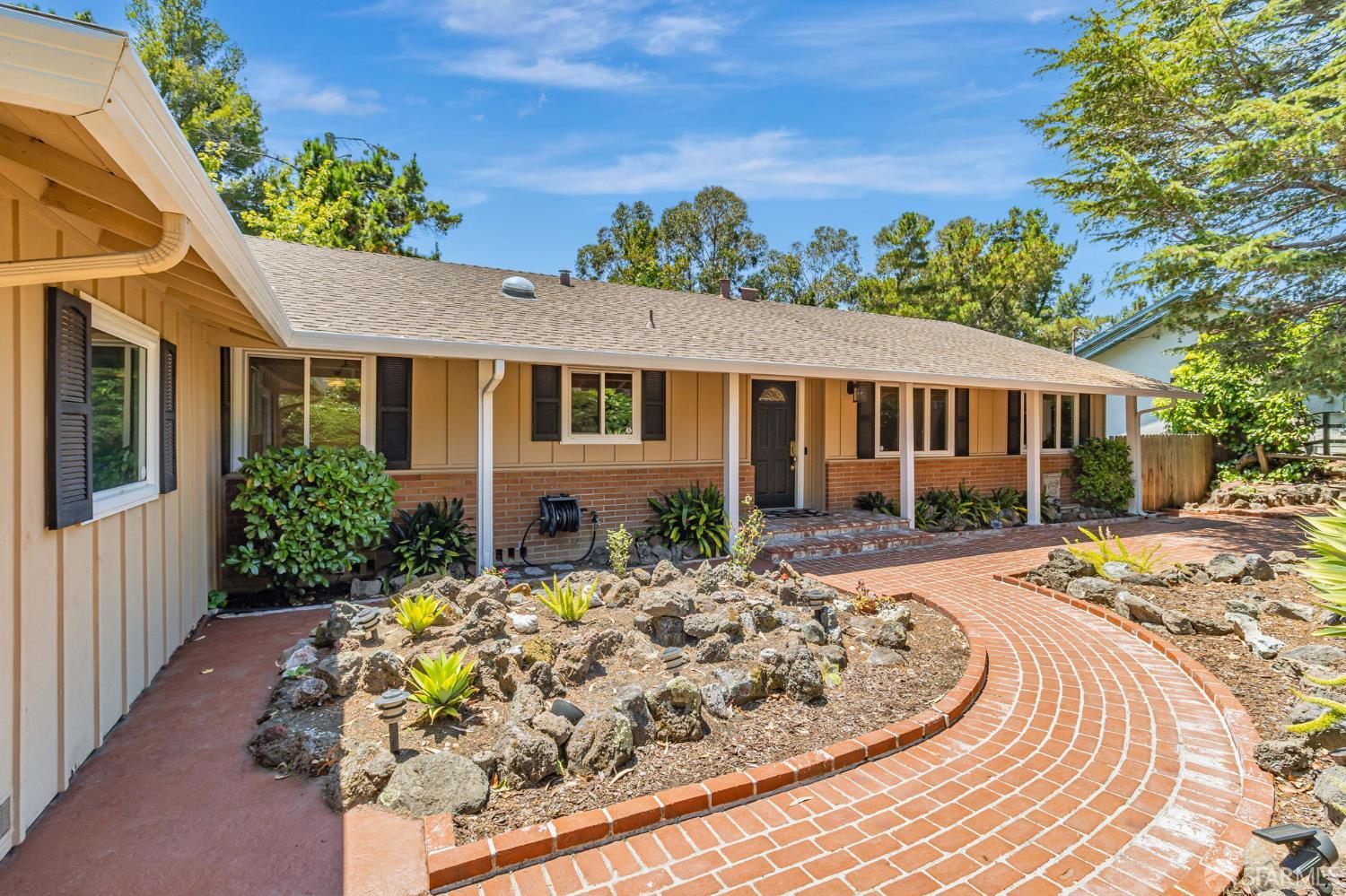 San Mateo, California, 94402, United States, 3 Bedrooms Bedrooms, ,3 BathroomsBathrooms,Residential,For Sale,1895374