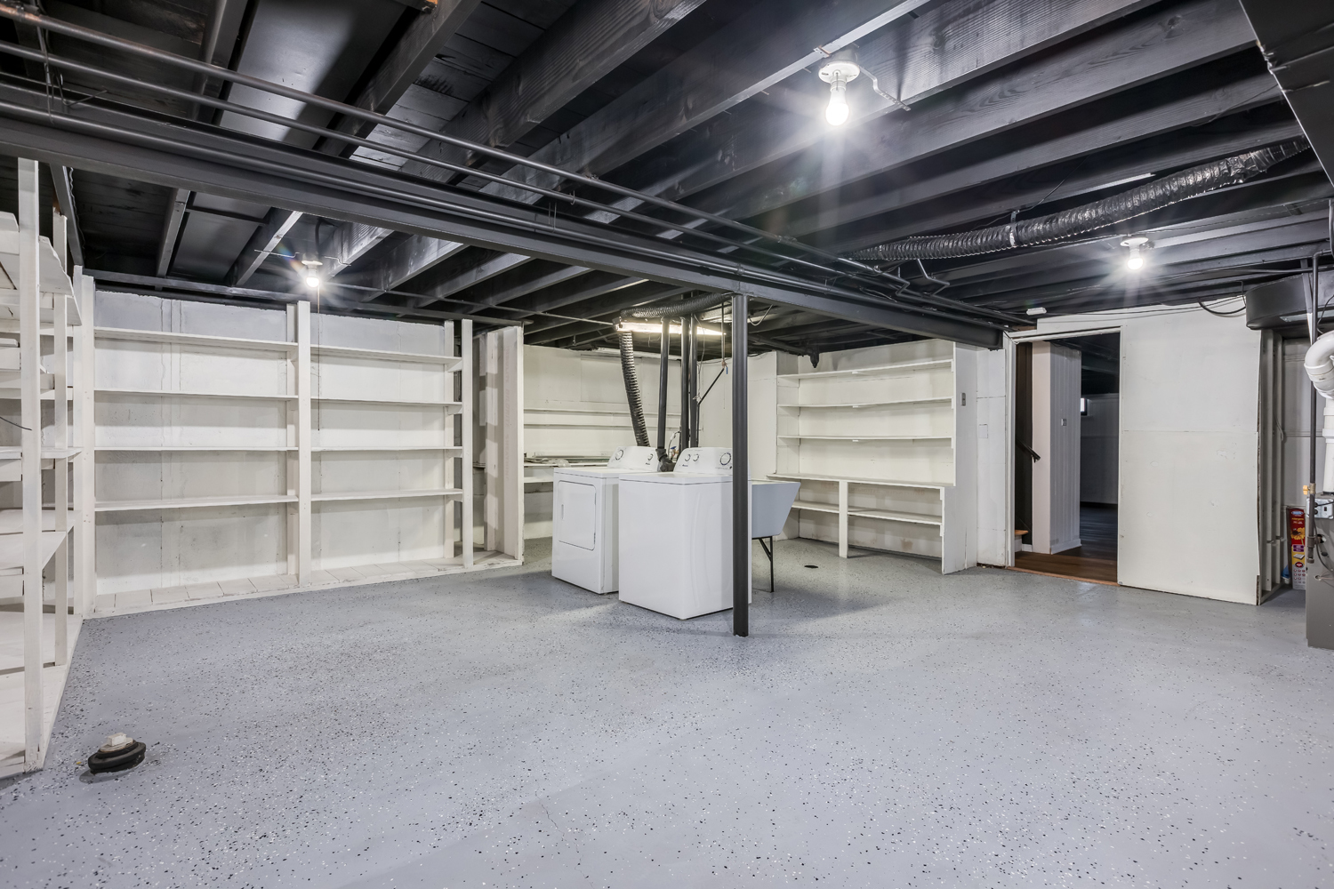 Skokie, Illinois, 60077, United States, 3 Bedrooms Bedrooms, ,2 BathroomsBathrooms,Residential,For Sale,1990753